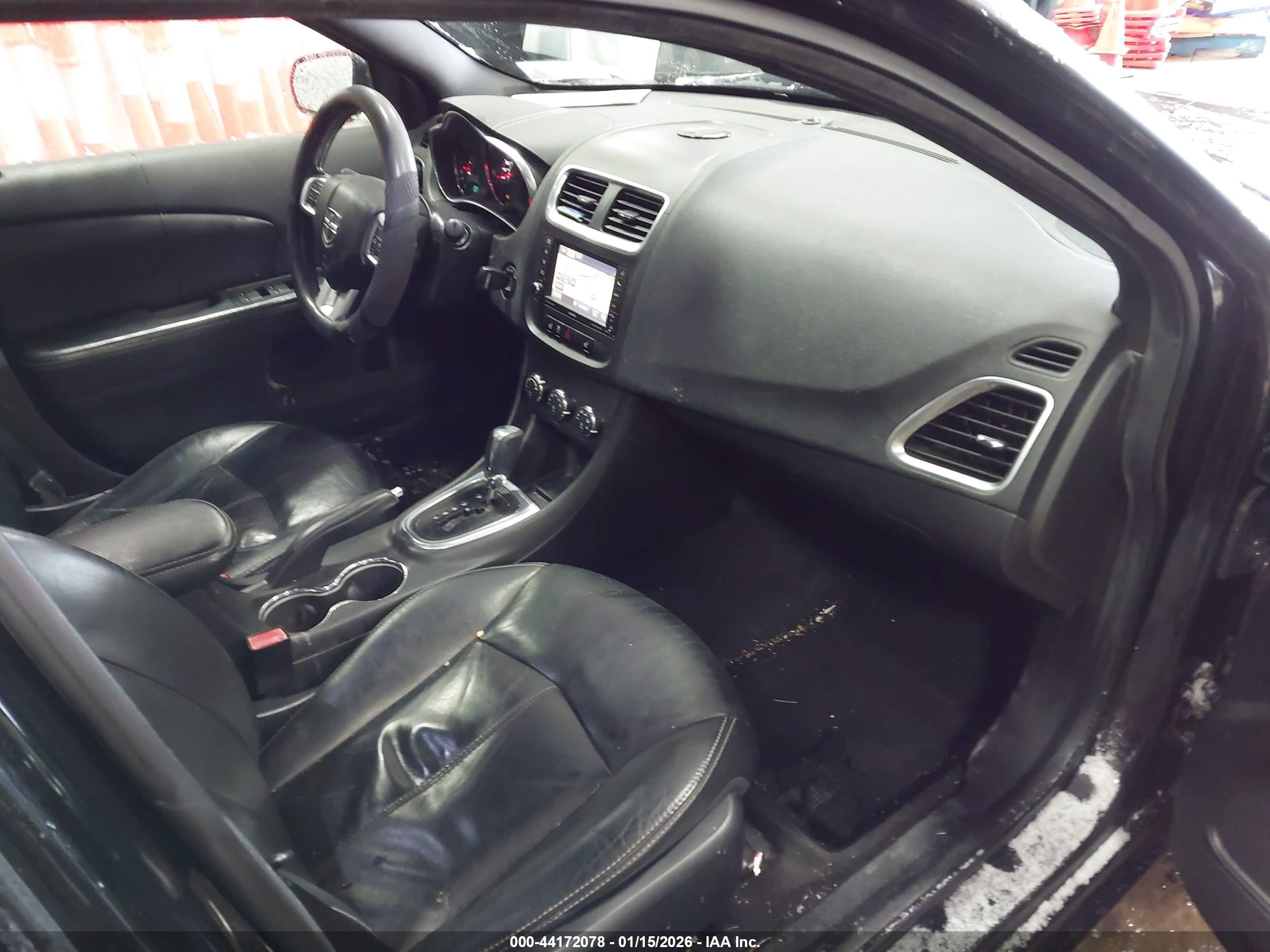 DODGE AVENGER image 5