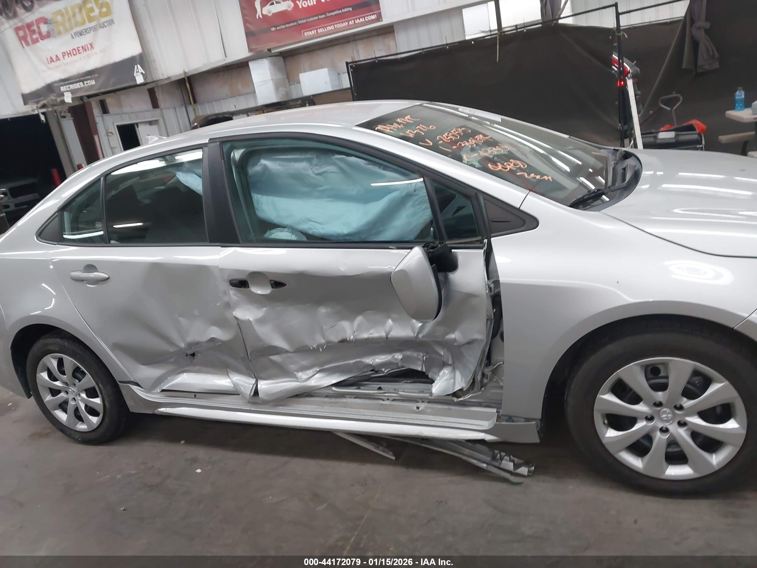 TOYOTA COROLLA image 6