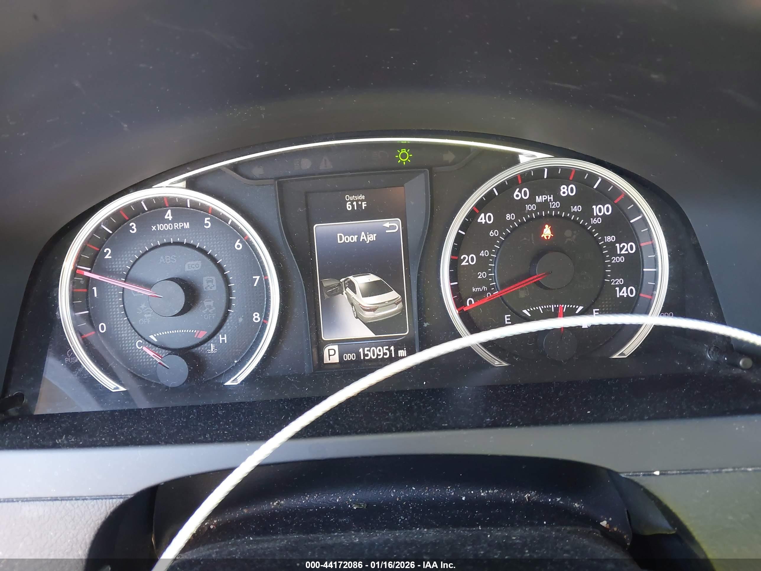 TOYOTA CAMRY image 7