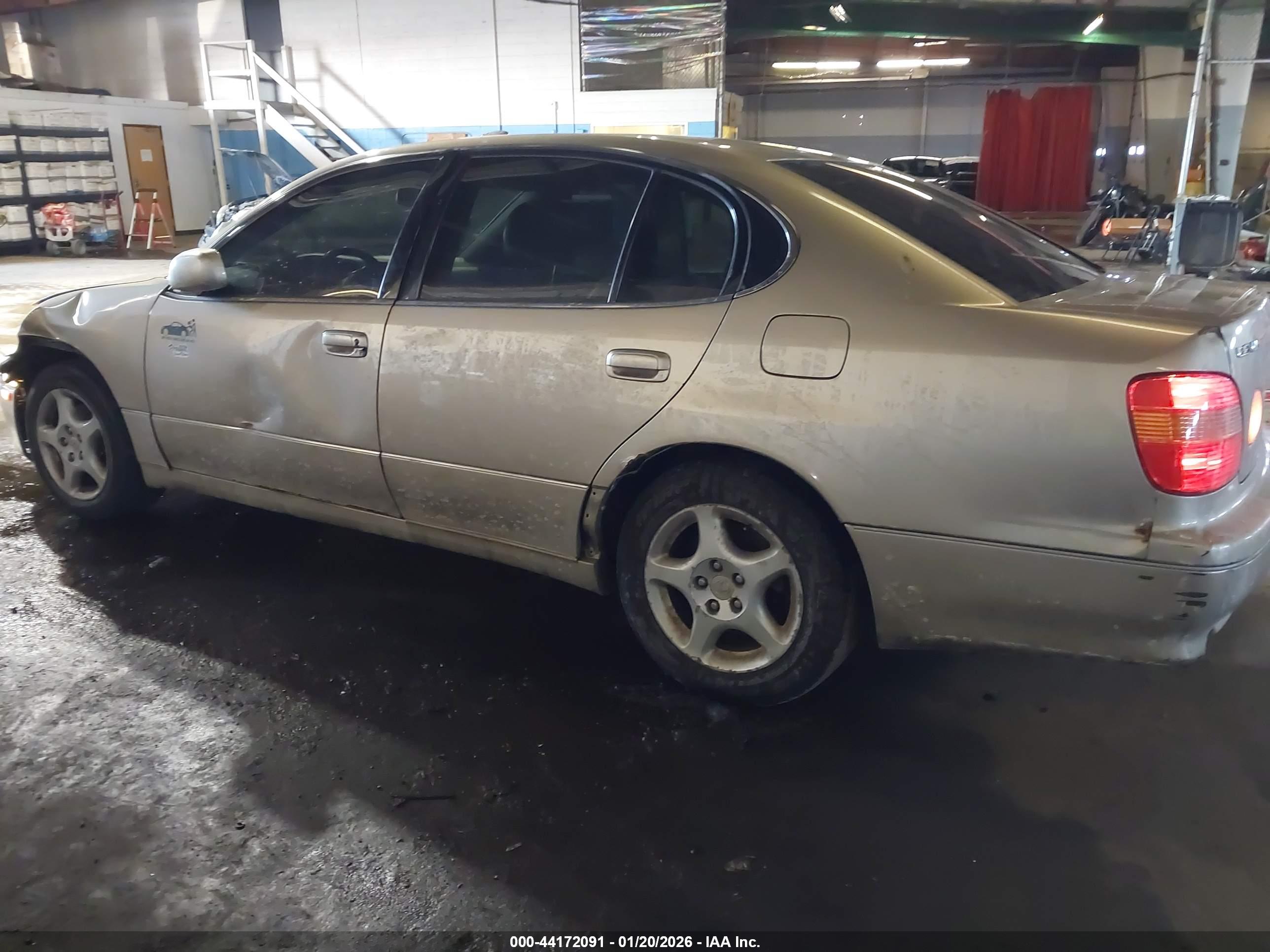 LEXUS GS image 3