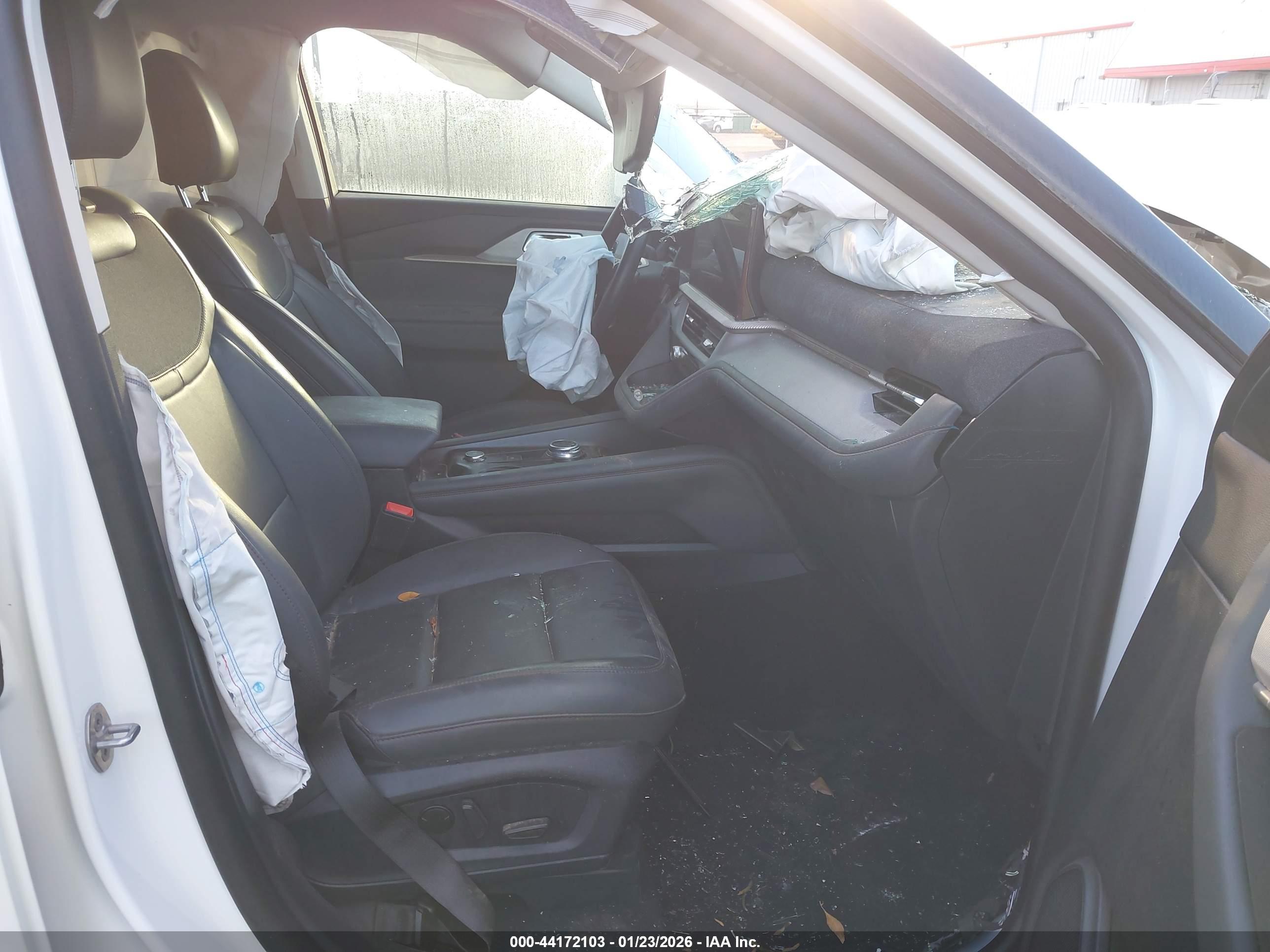 FORD EXPLORER image 5