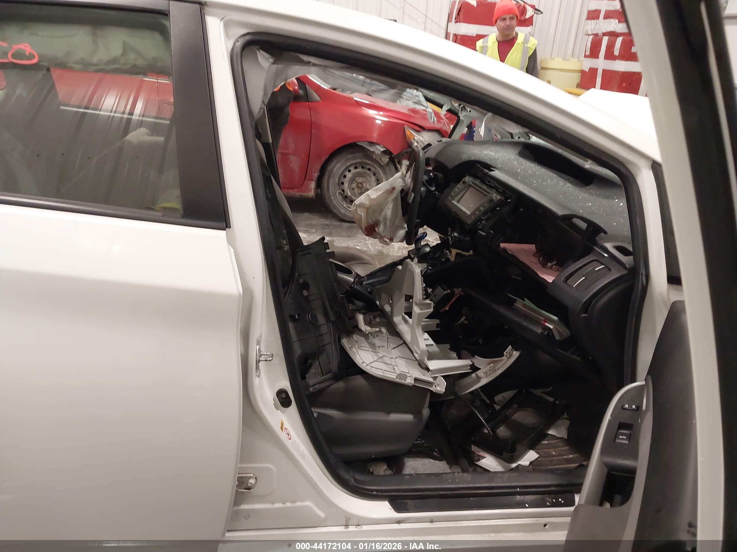 TOYOTA PRIUS image 5