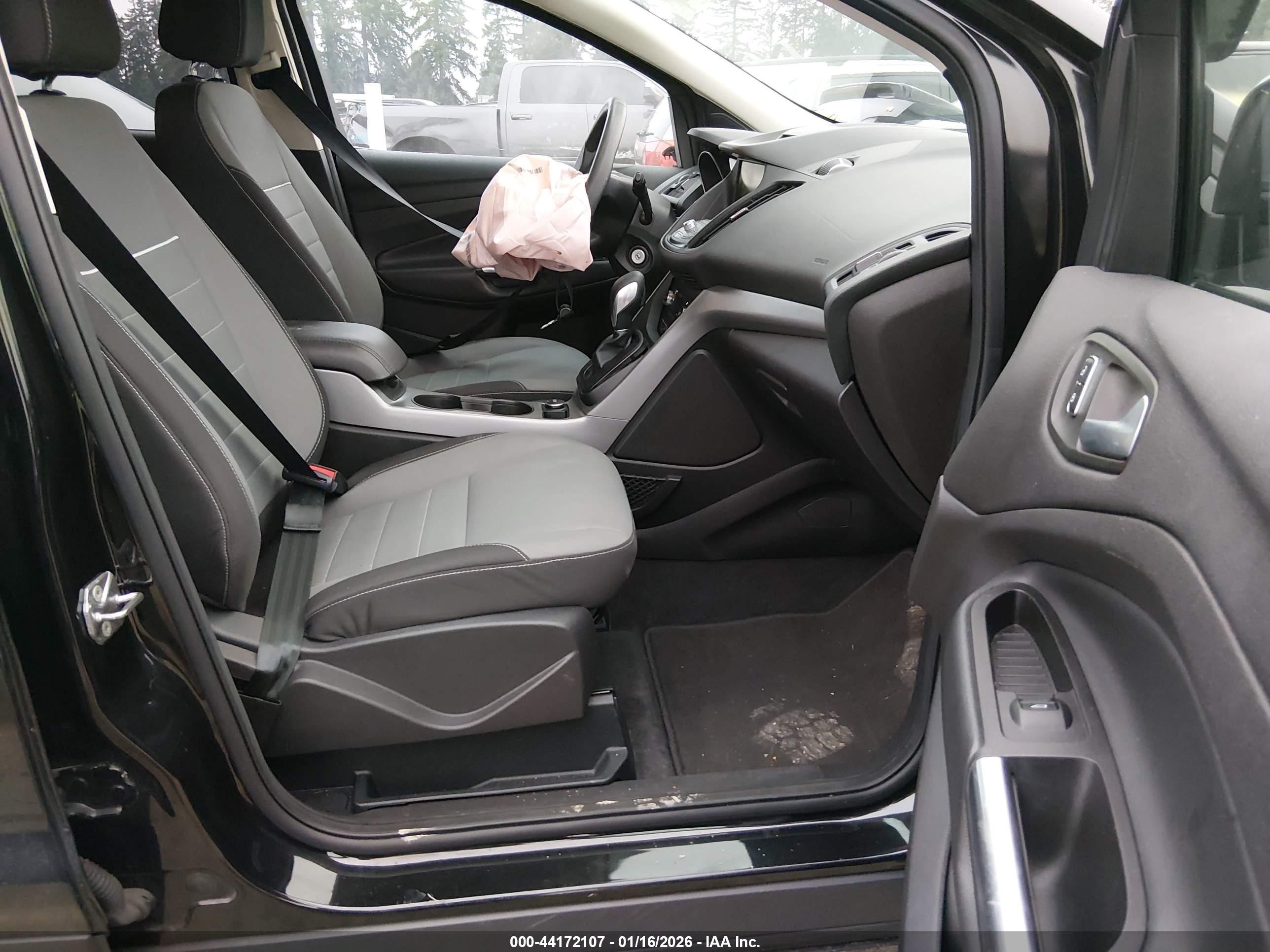 FORD ESCAPE image 5