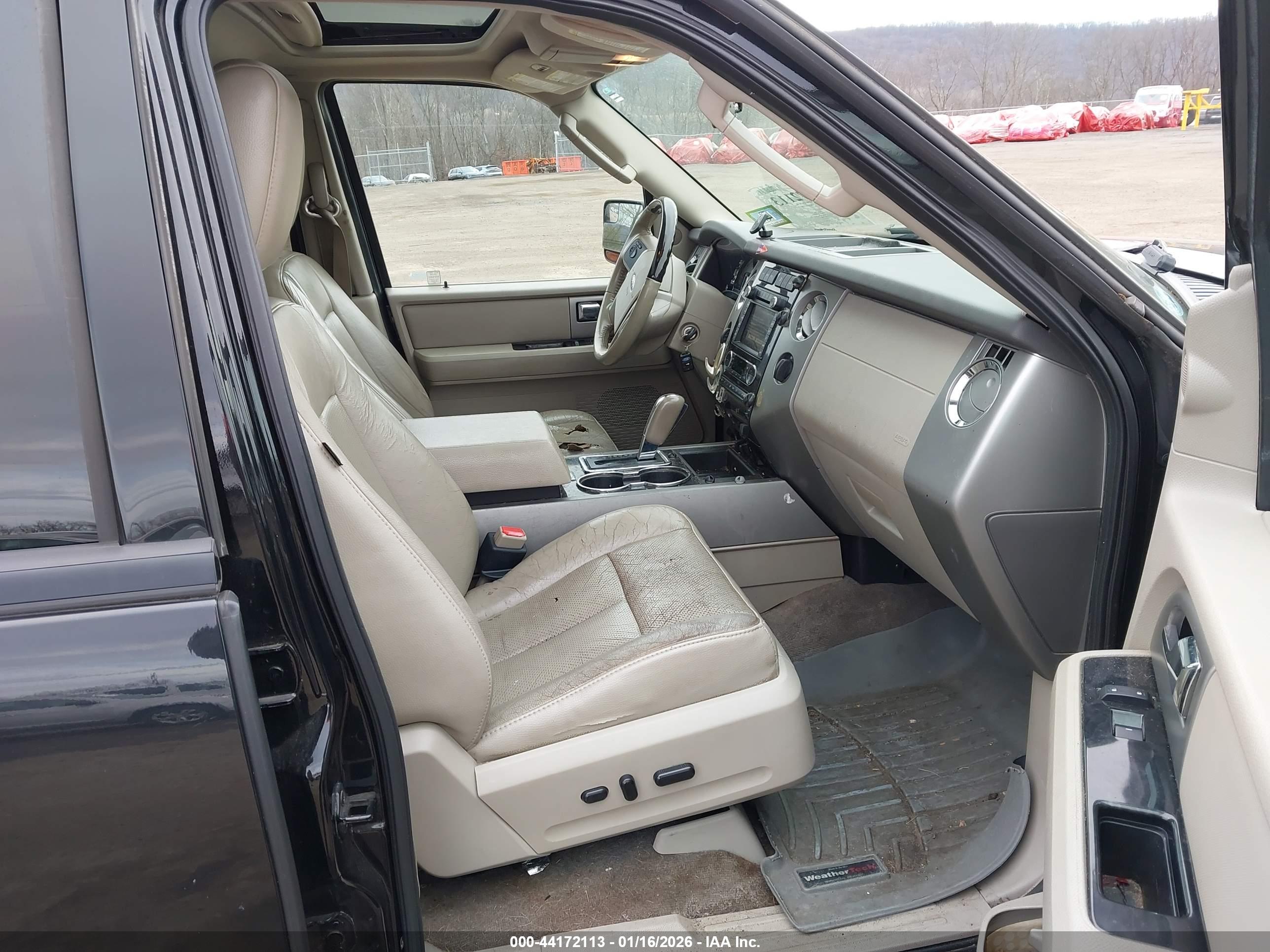 FORD EXPEDITION image 5