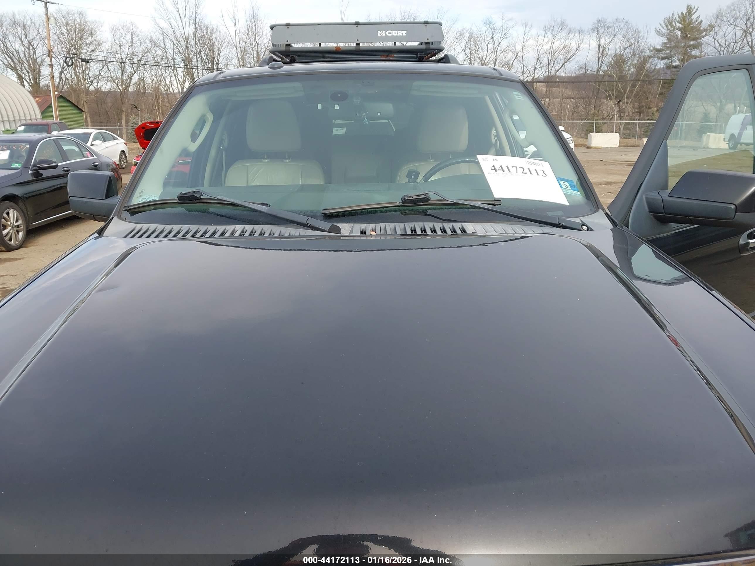 FORD EXPEDITION image 6