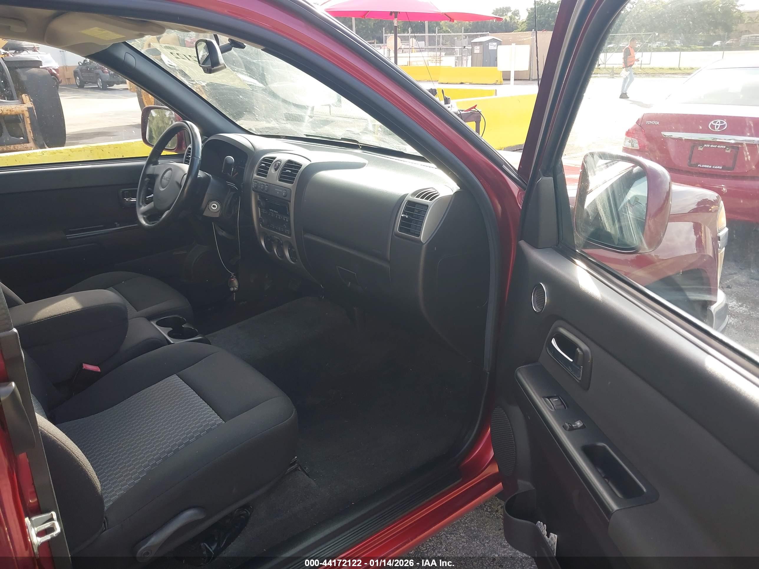 GMC CANYON image 5