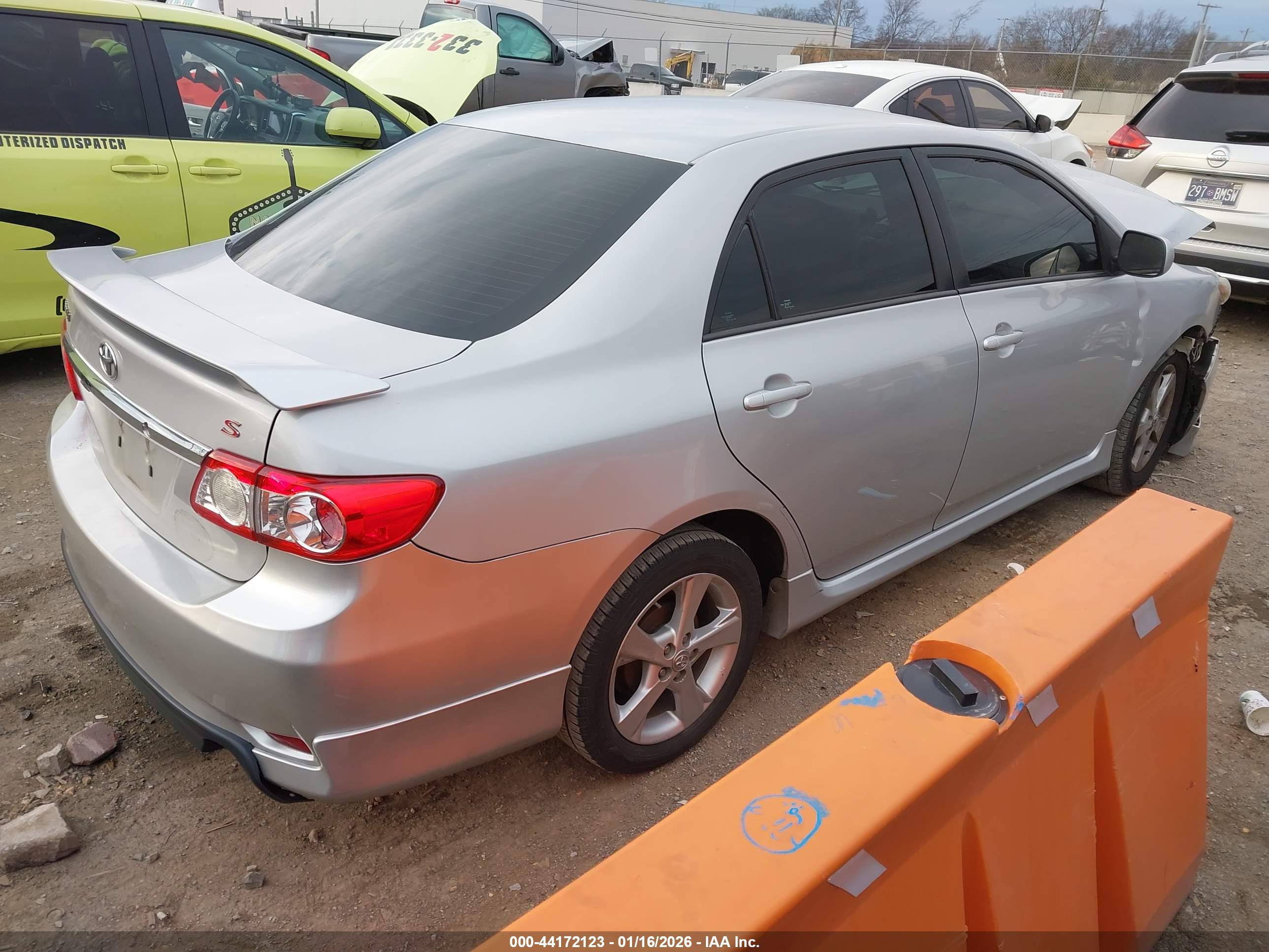 TOYOTA COROLLA image 4