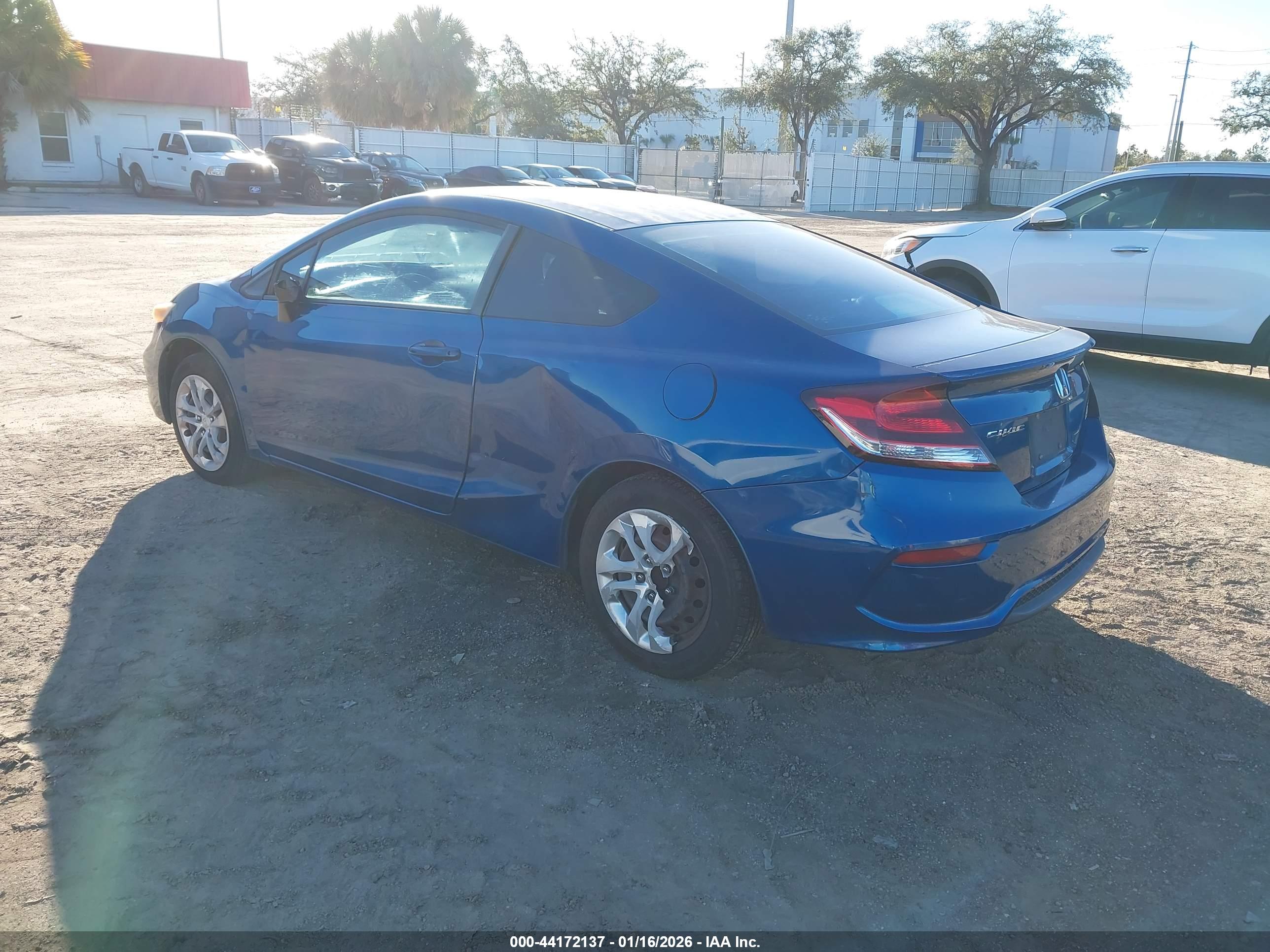 HONDA CIVIC image 3