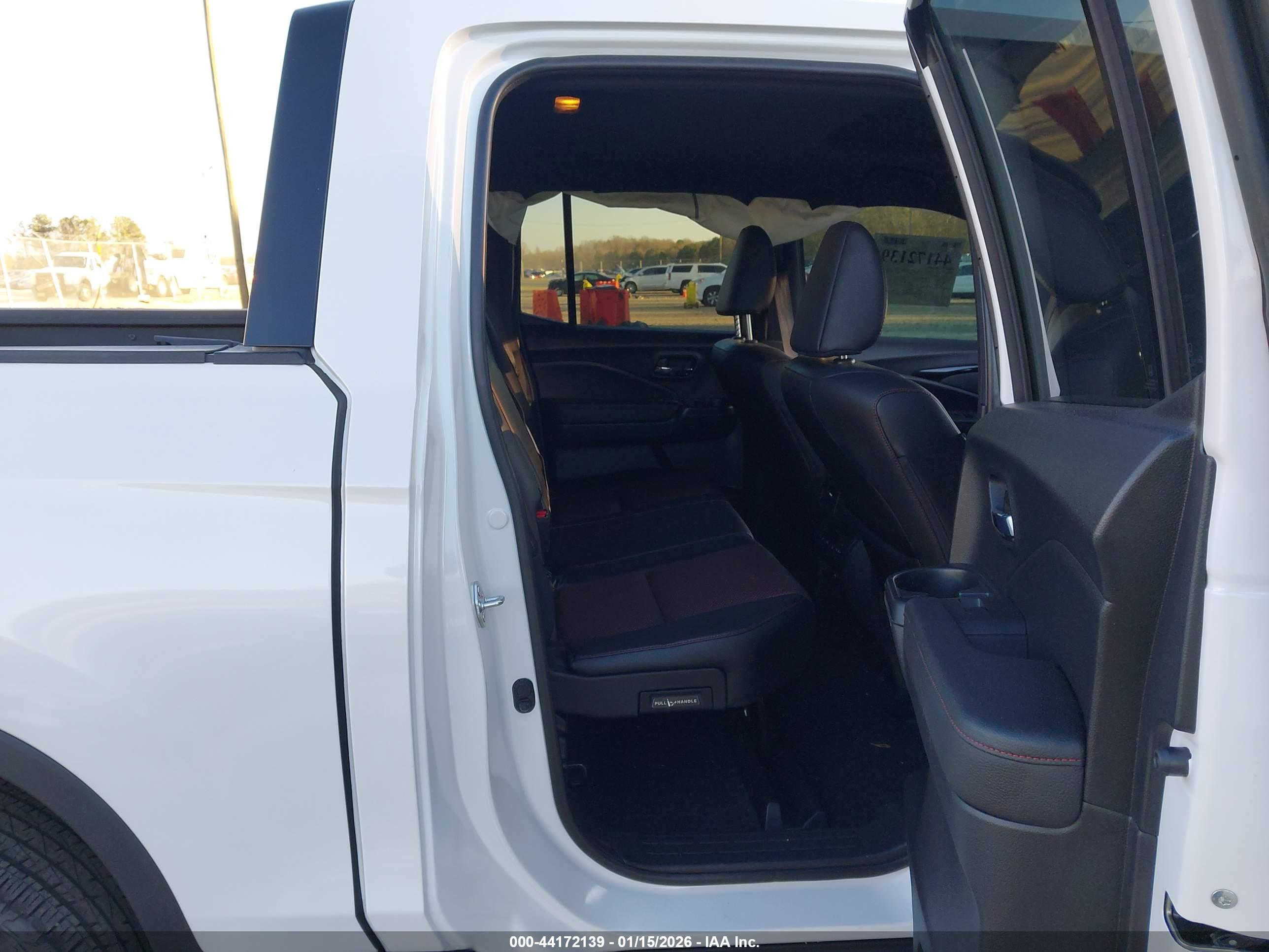 HONDA RIDGELINE image 8