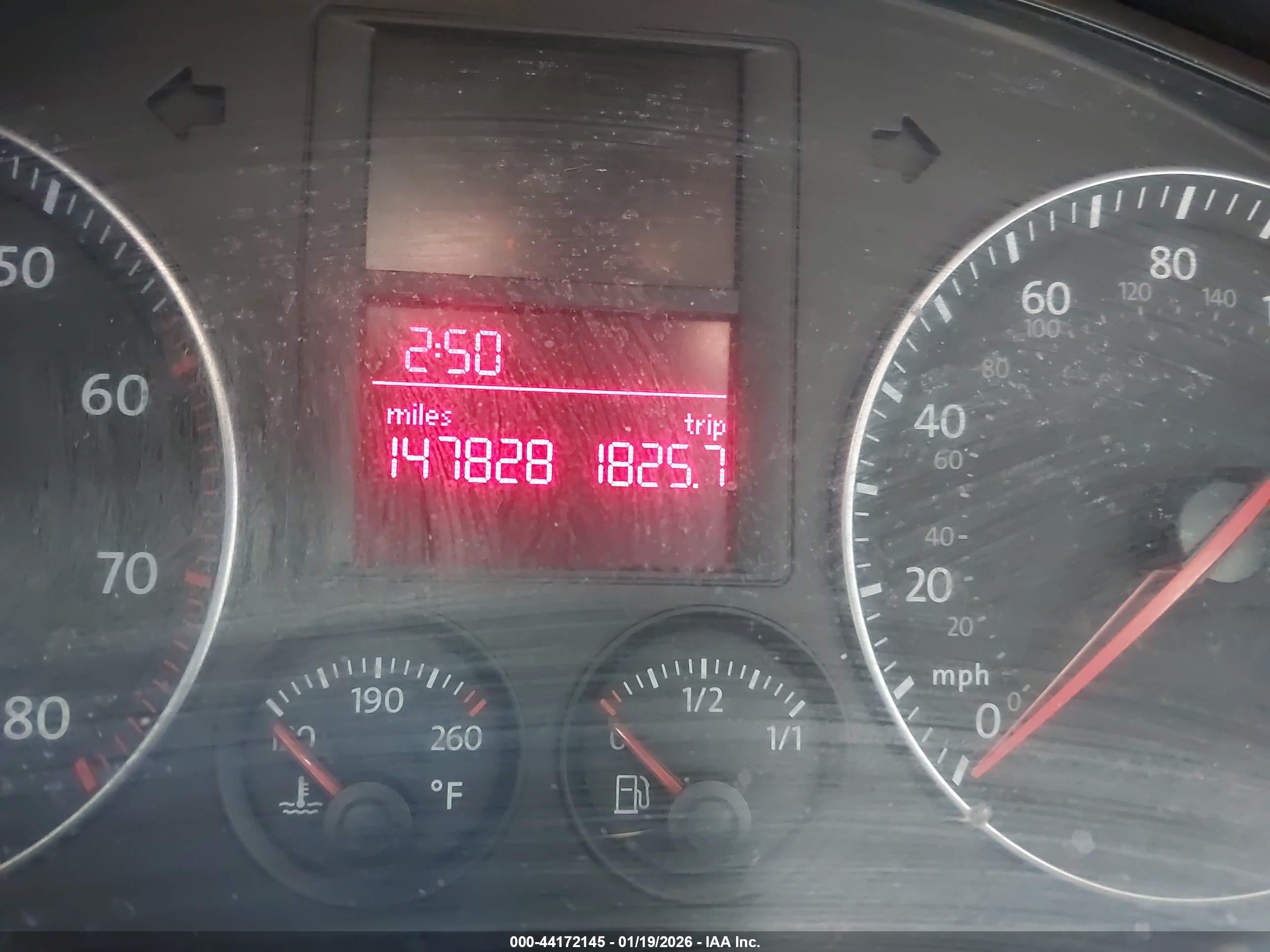 VOLKSWAGEN JETTA image 7