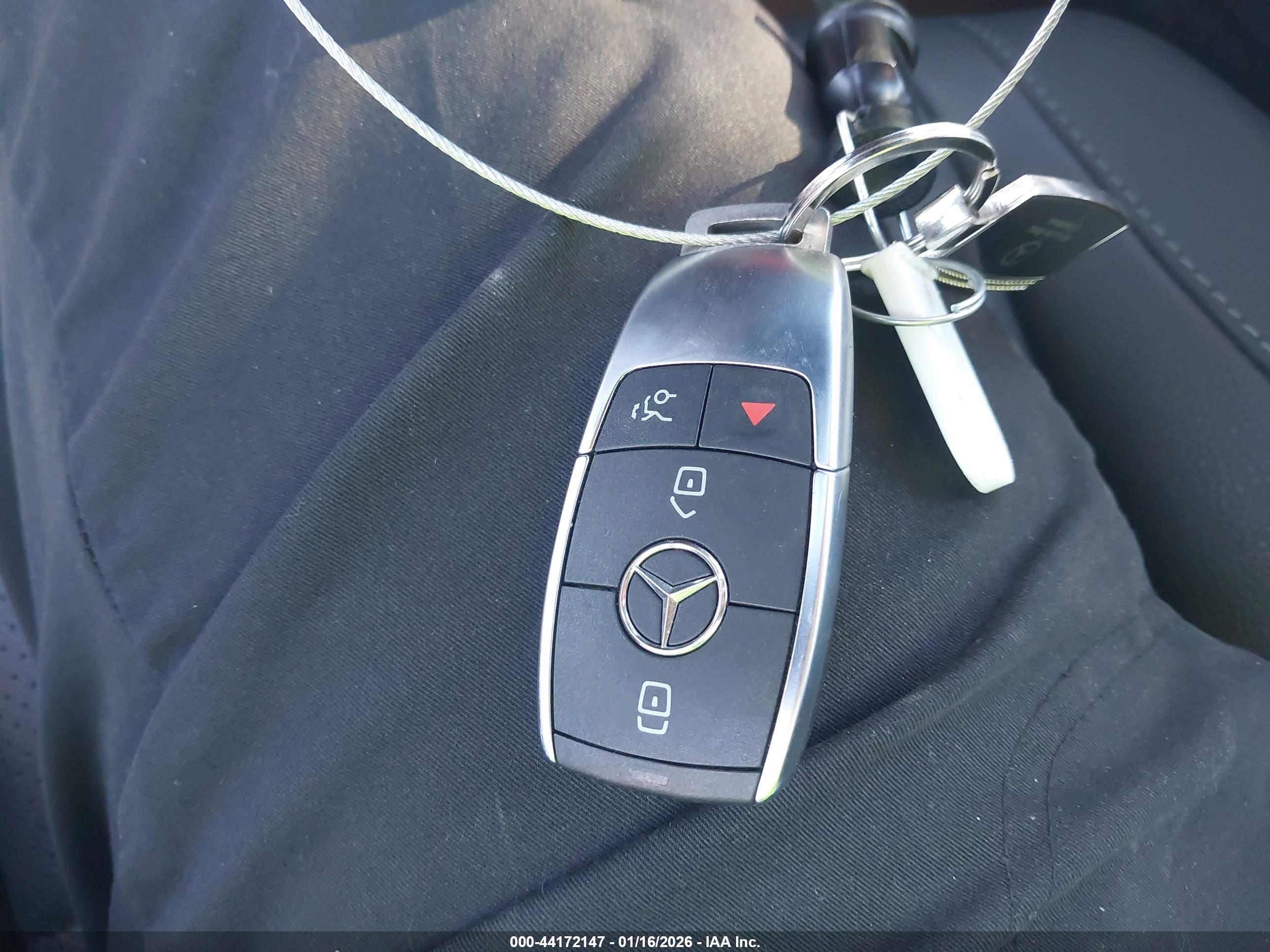 MERCEDES-BENZ GLE image 11
