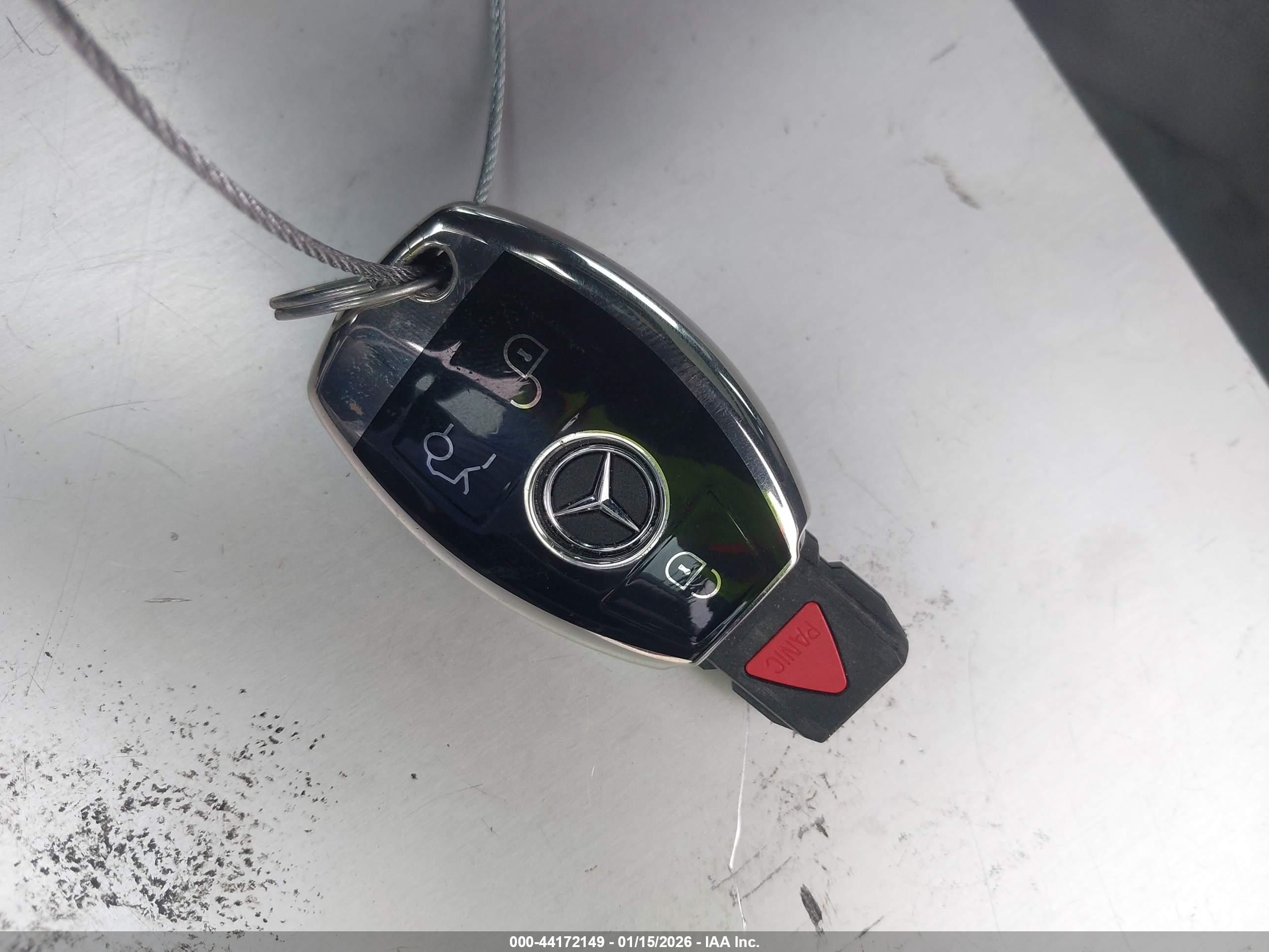 MERCEDES-BENZ C image 11