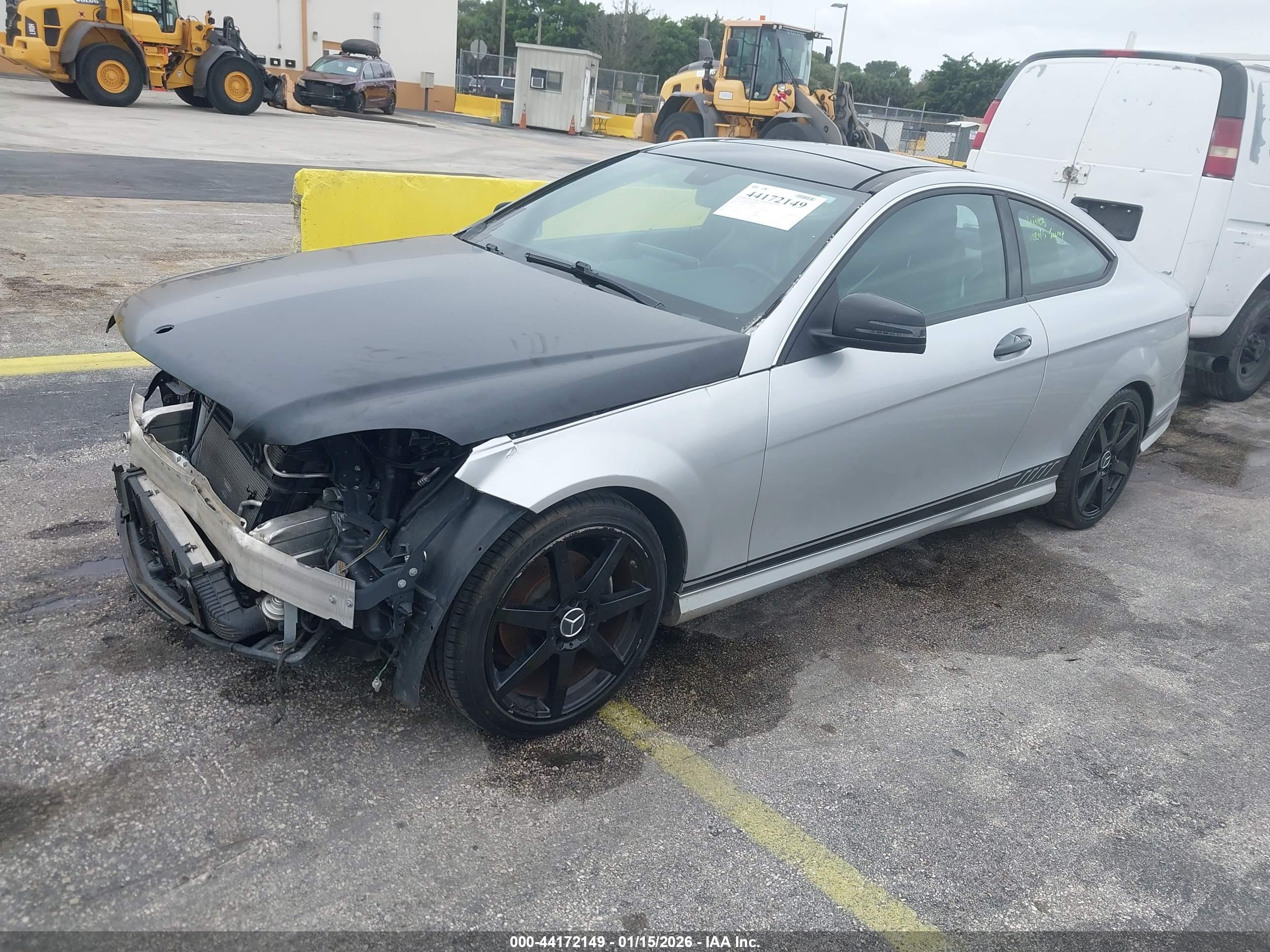 MERCEDES-BENZ C image 2