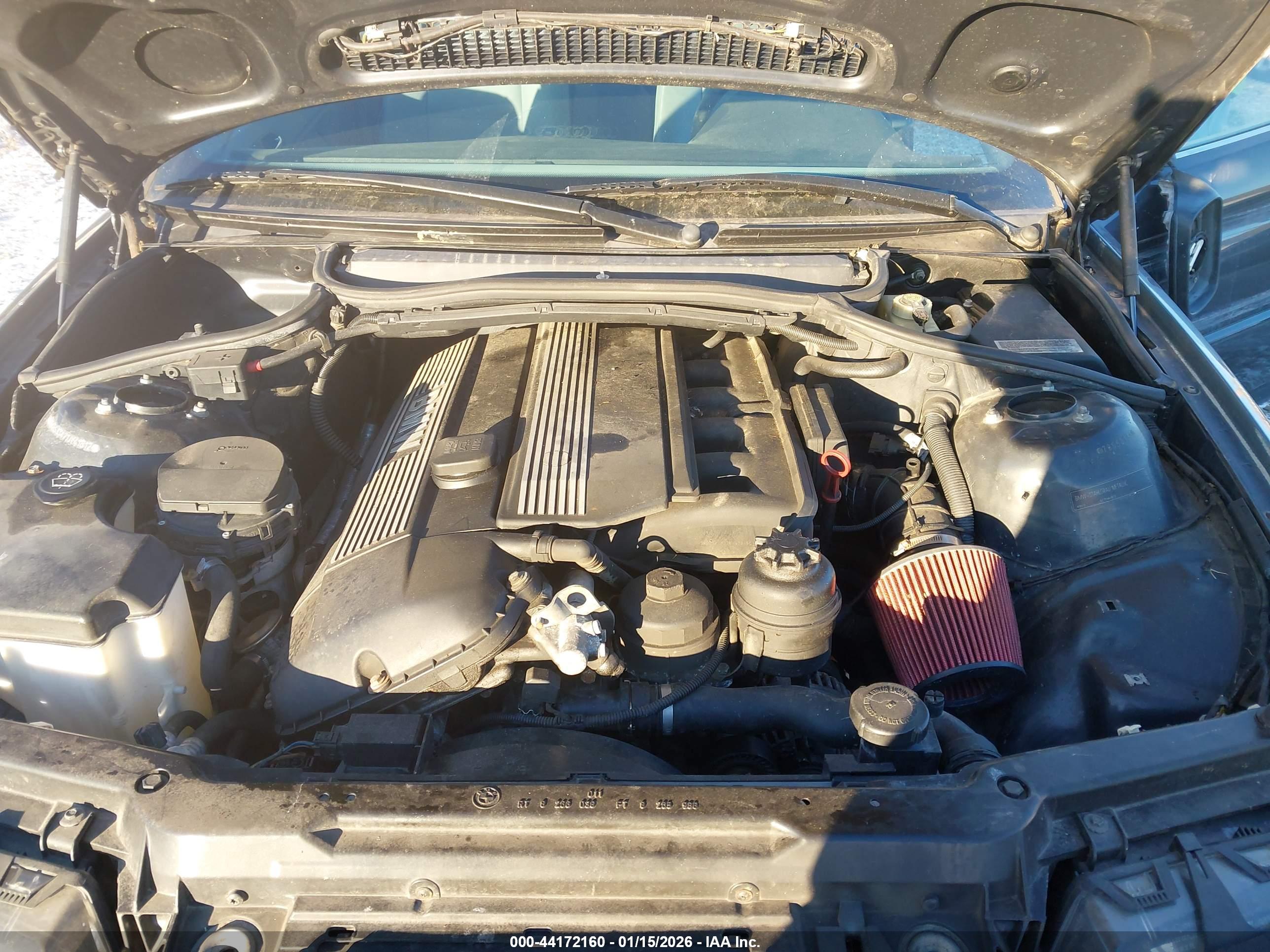 BMW 325 image 10
