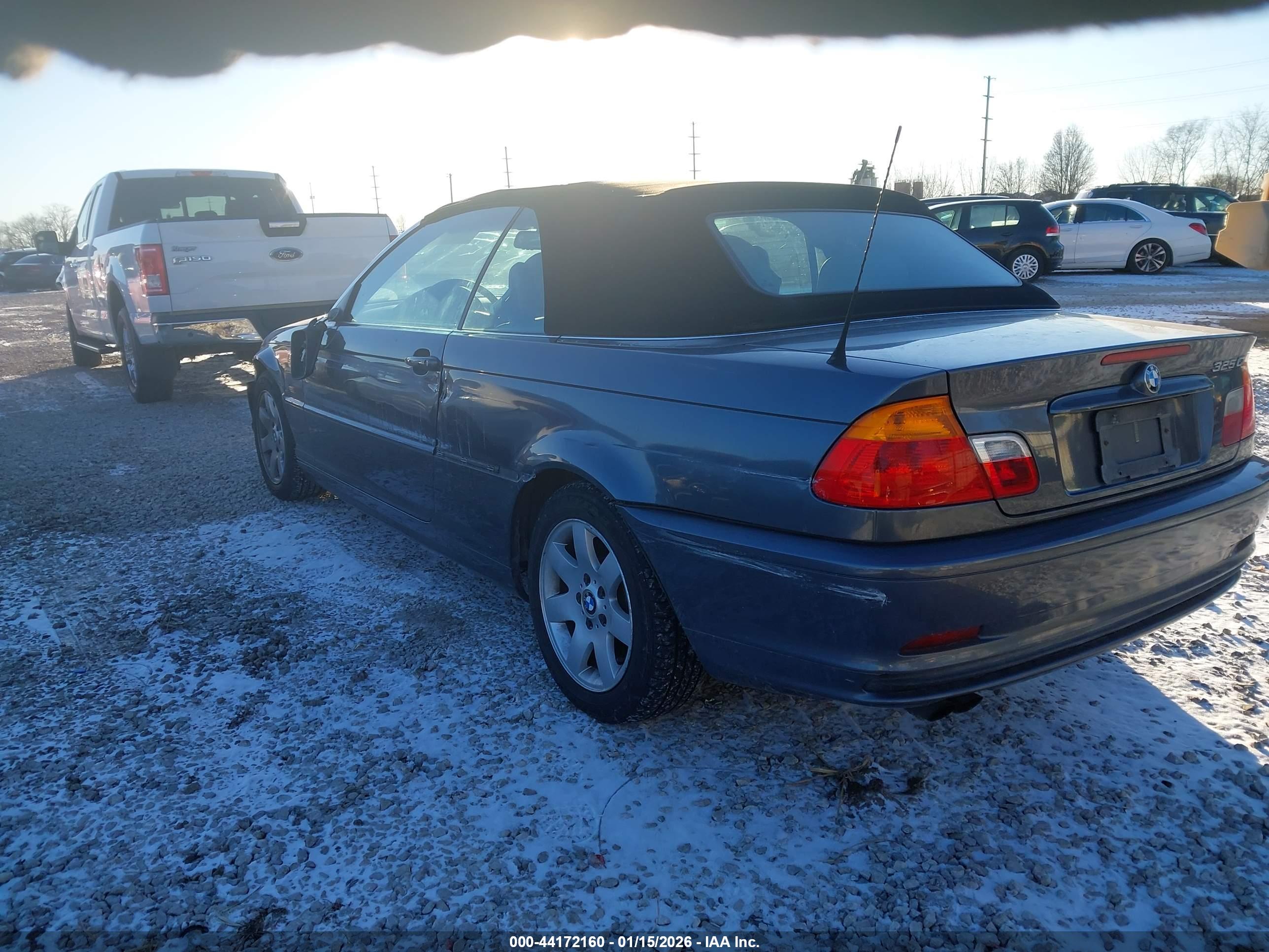 BMW 325 image 3