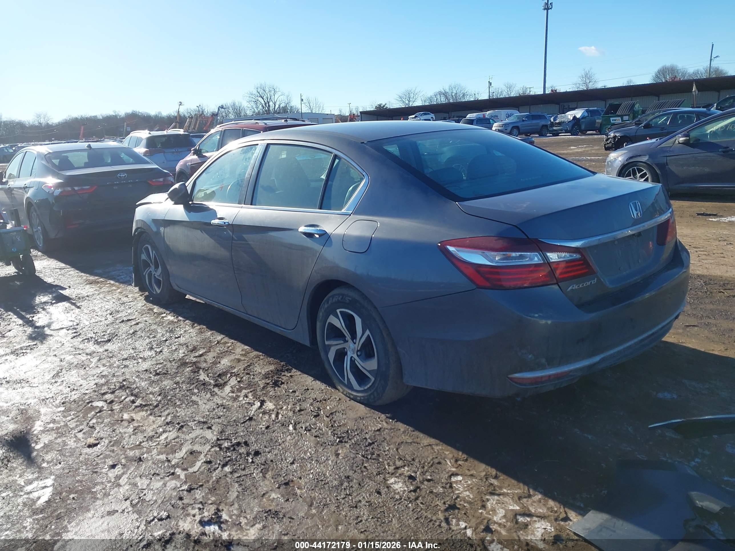 HONDA ACCORD image 3