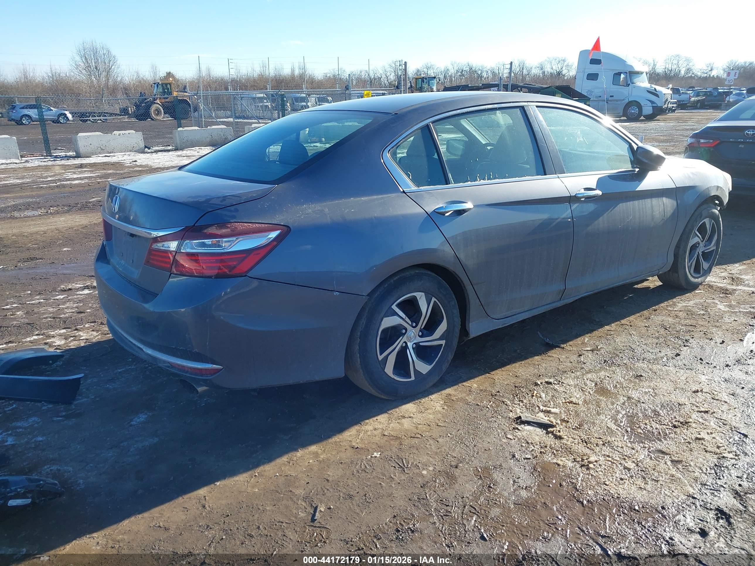 HONDA ACCORD image 4
