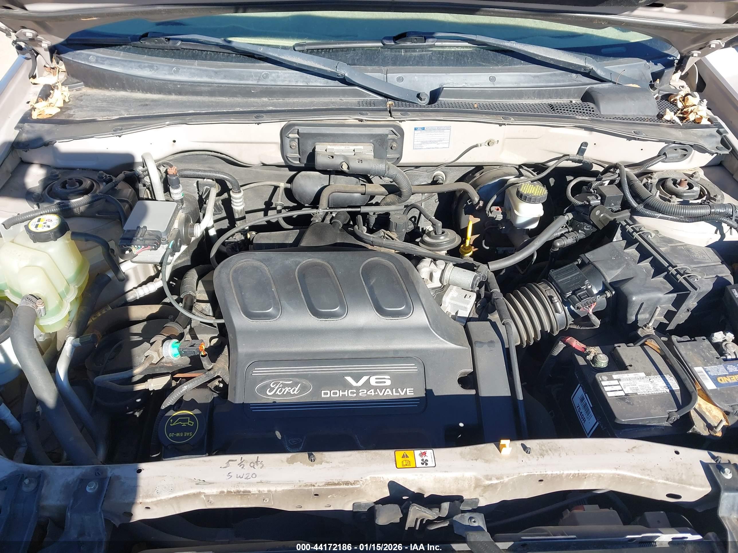 FORD ESCAPE image 10