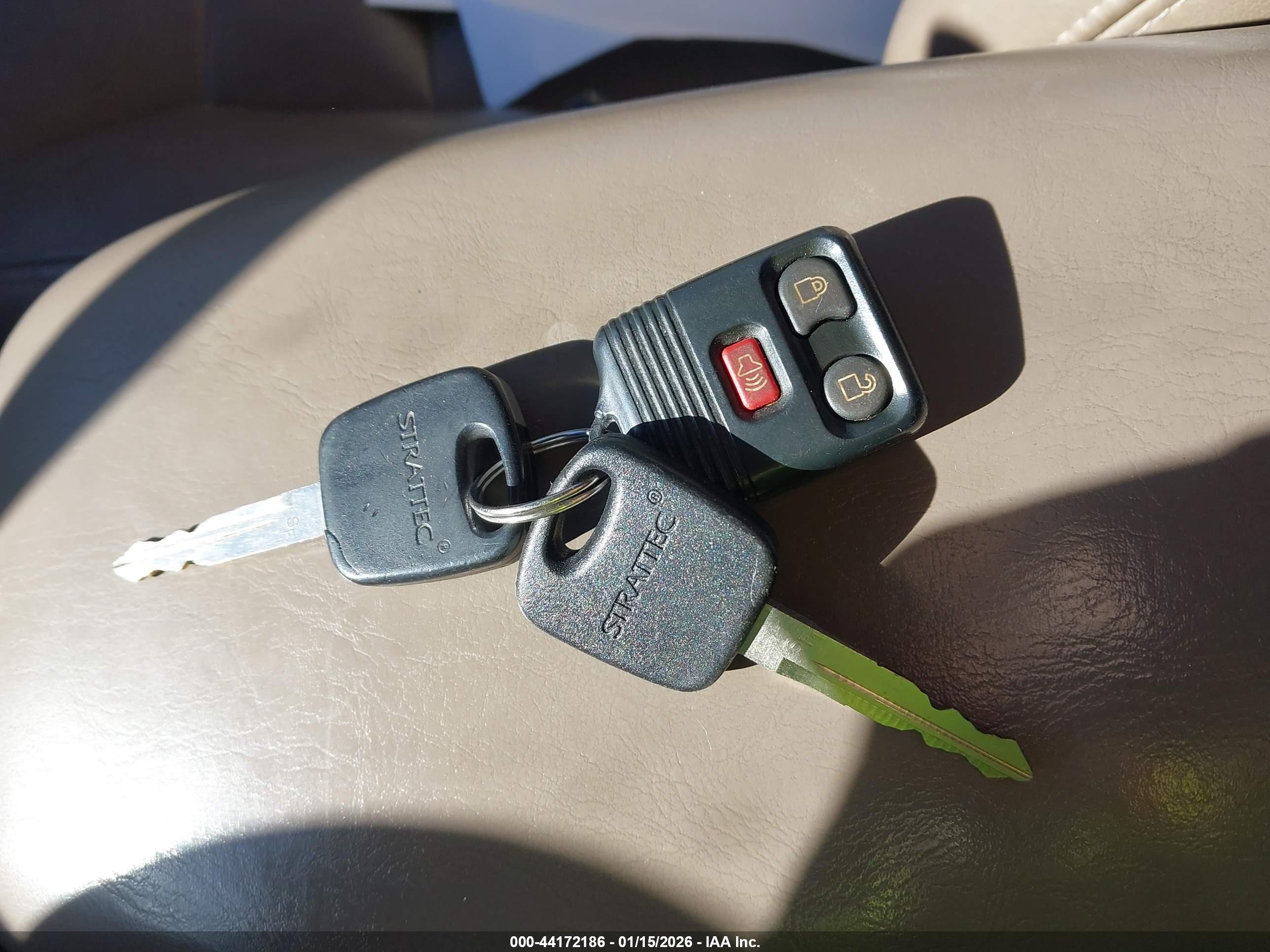 FORD ESCAPE image 11