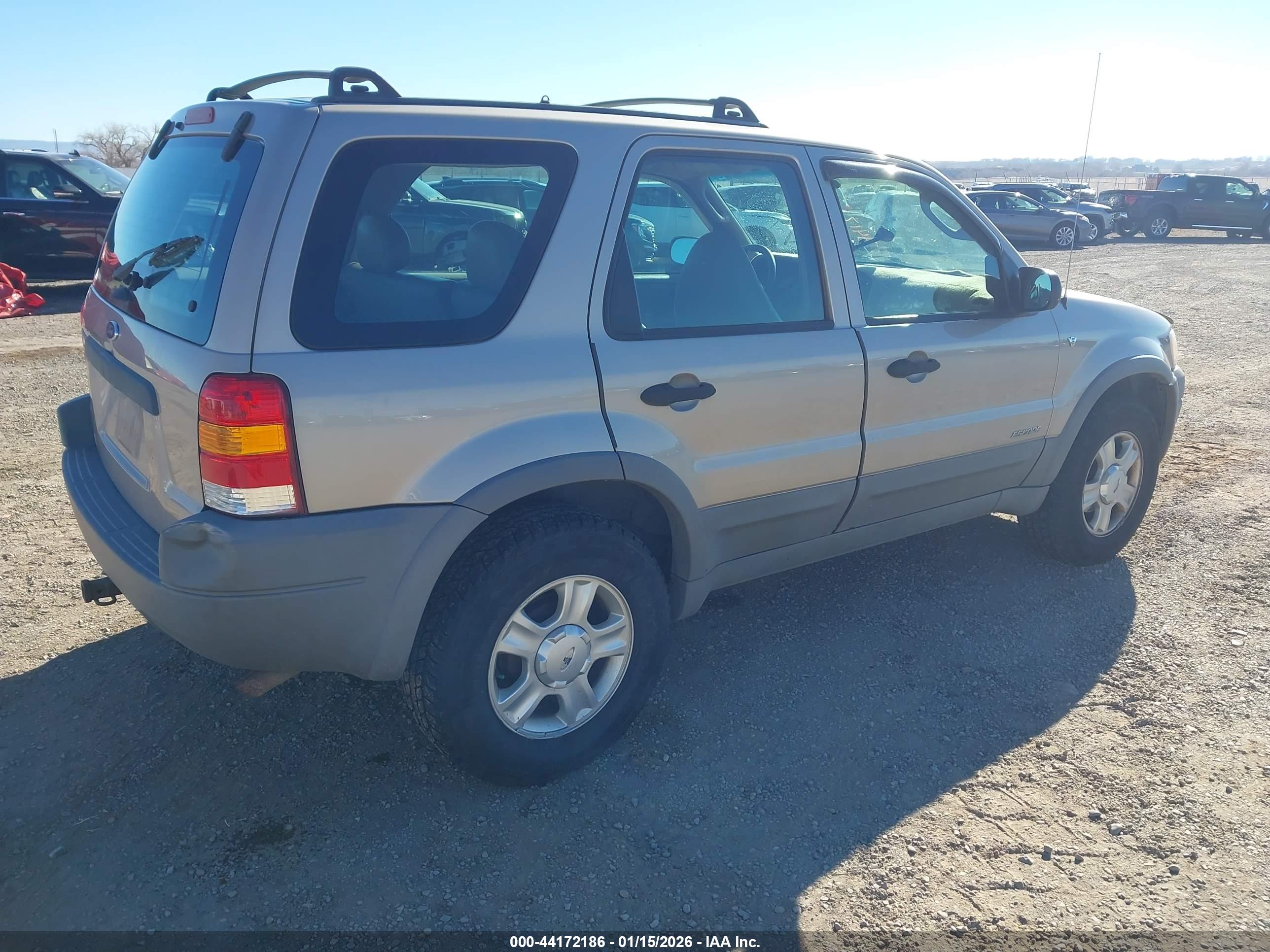 FORD ESCAPE image 4