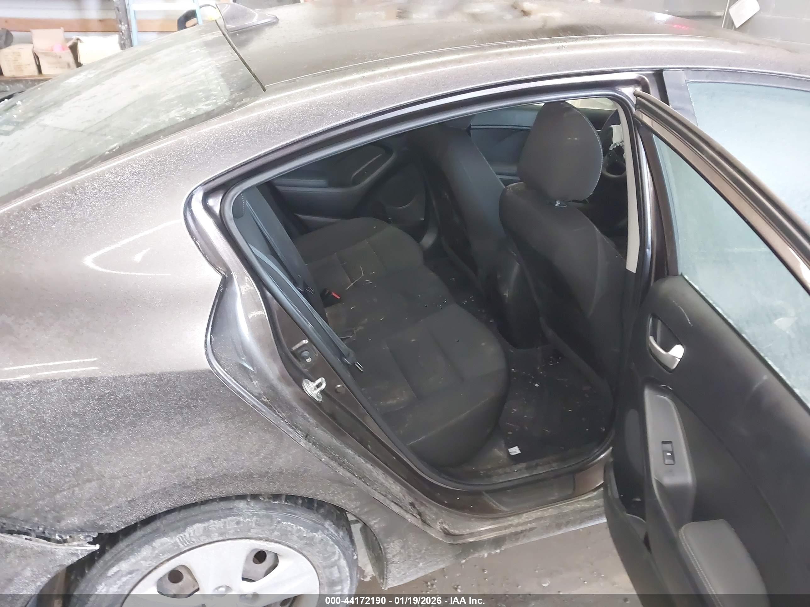 KIA FORTE image 8