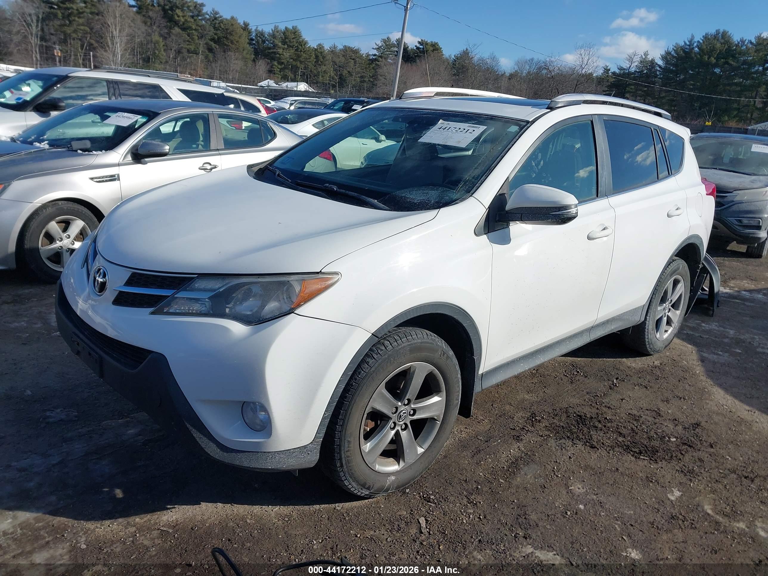 TOYOTA RAV4 image 2