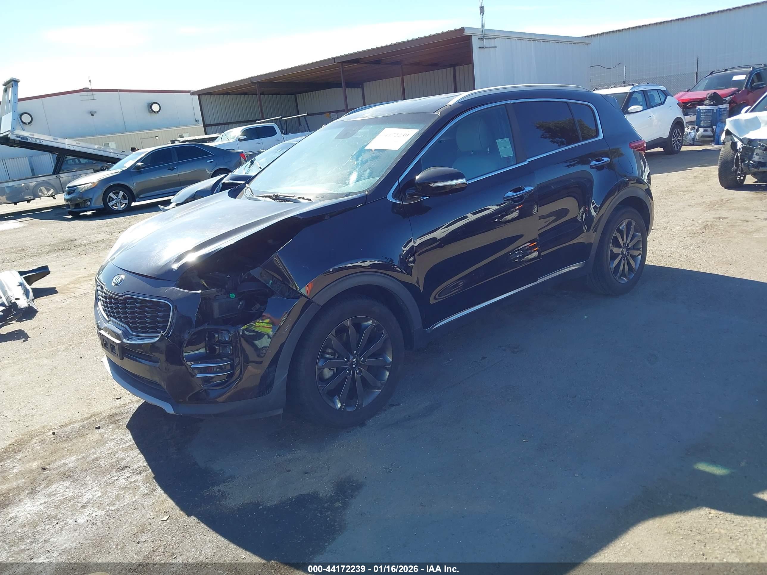 KIA SPORTAGE image 2