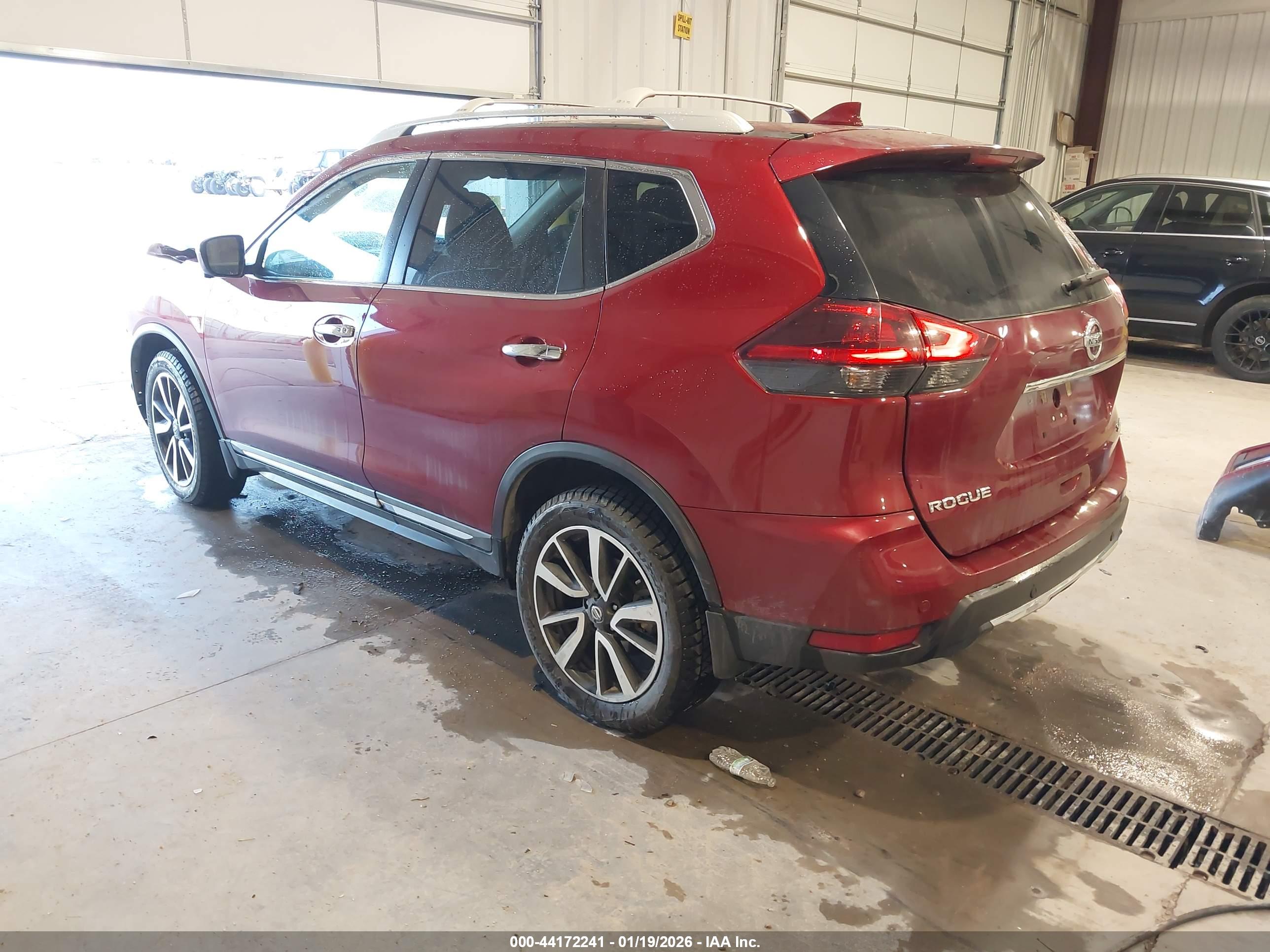 NISSAN ROGUE image 3