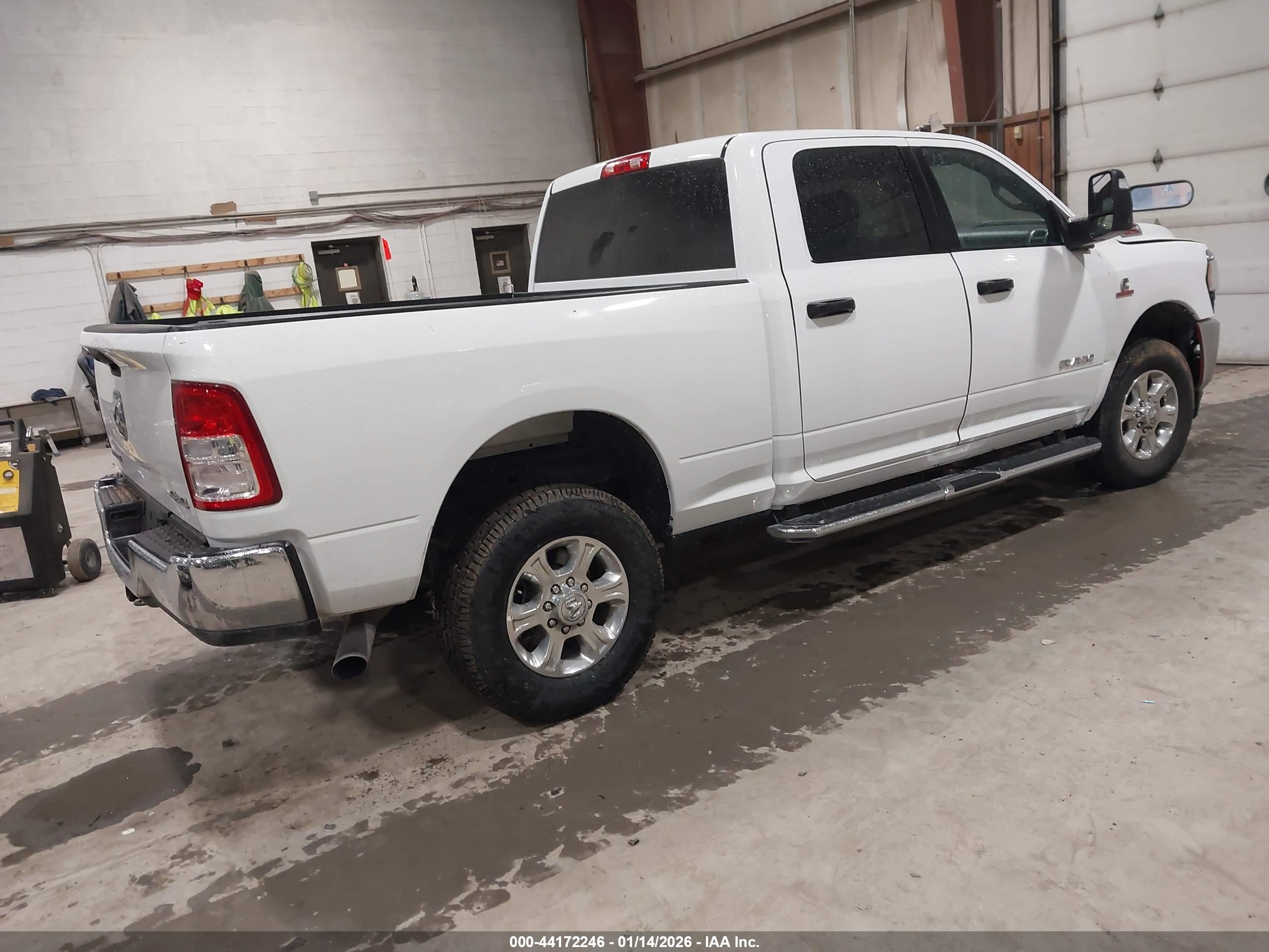 RAM 2500 image 4