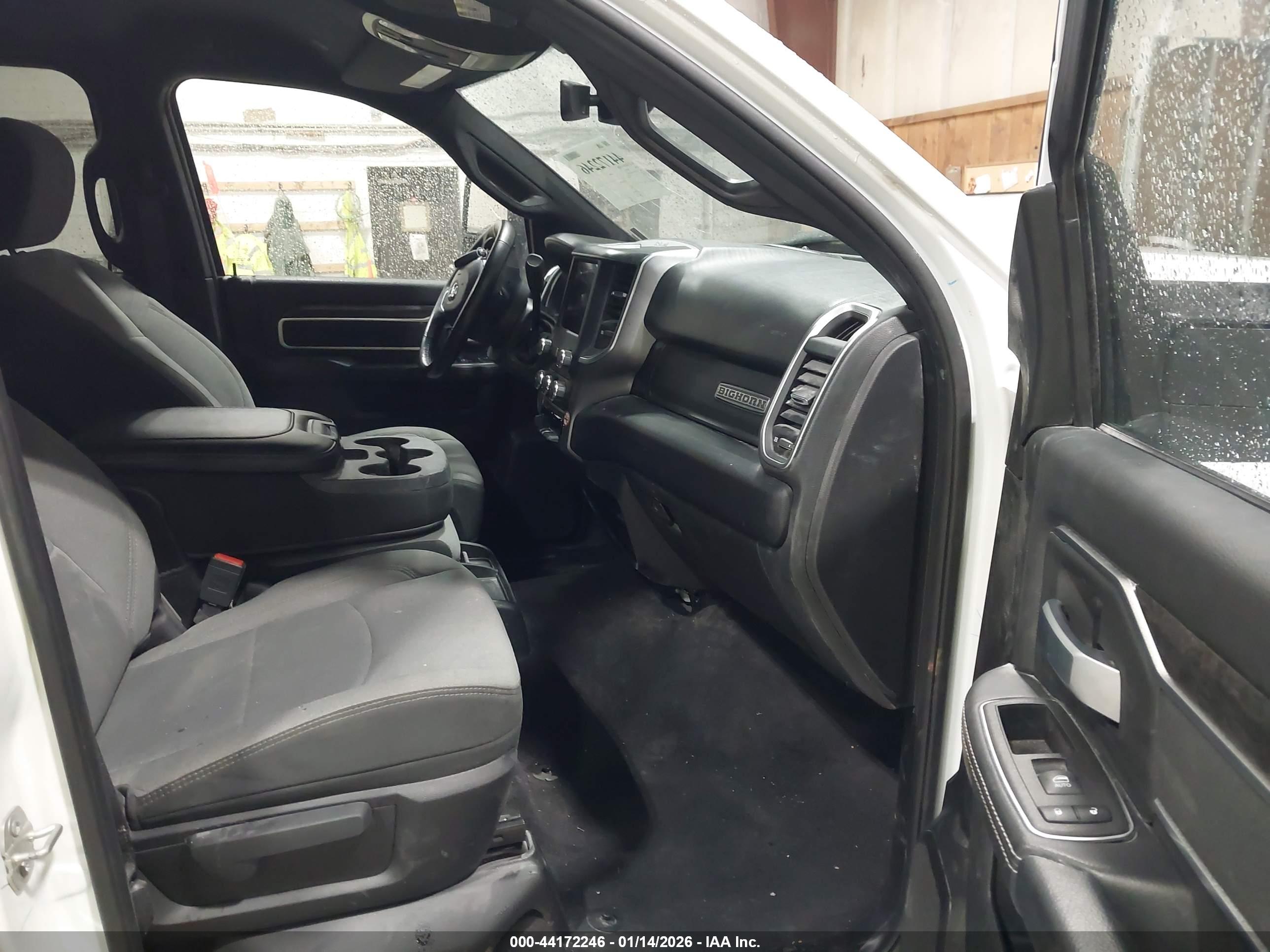 RAM 2500 image 5