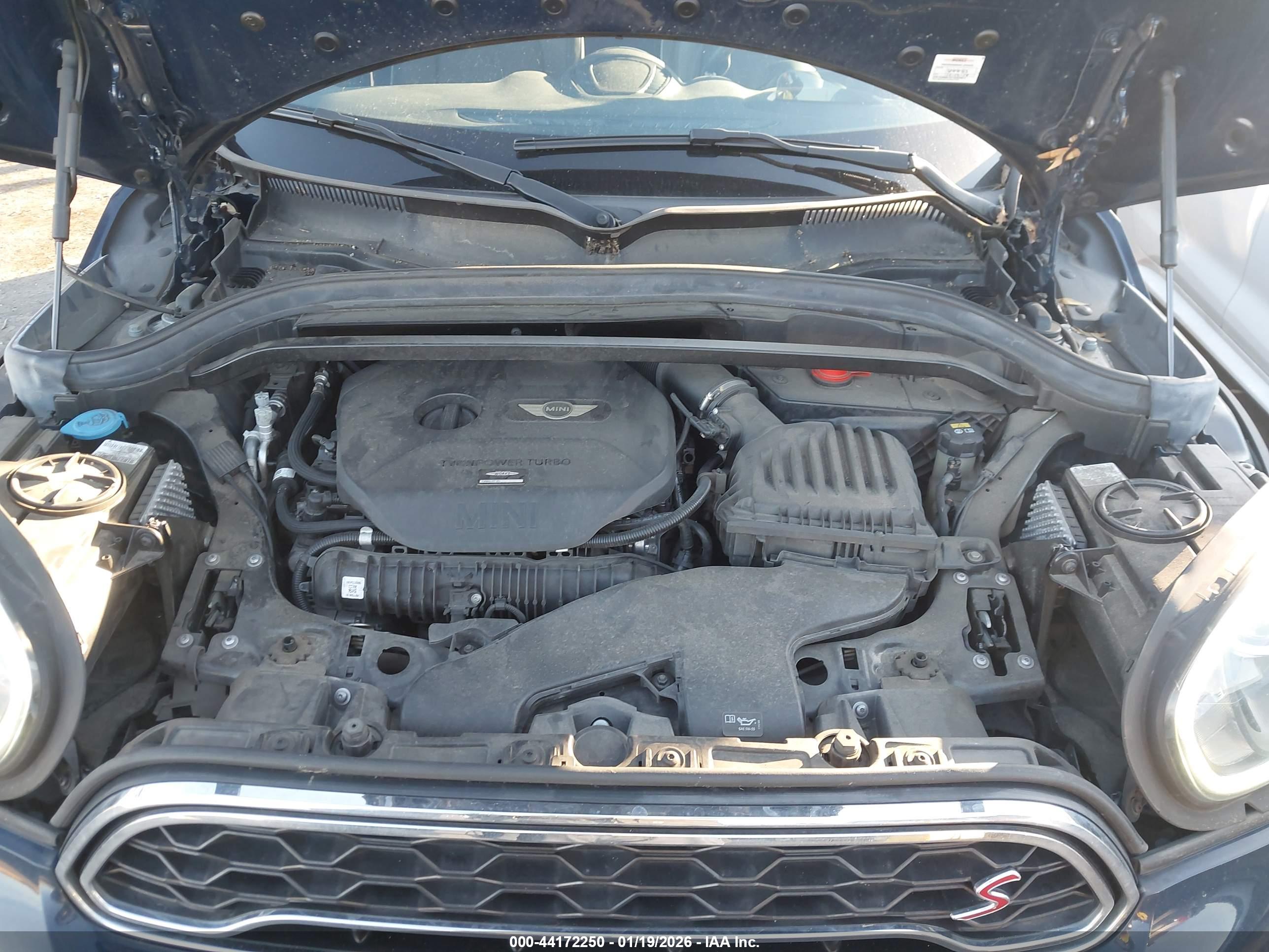 MINI COUNTRYMAN image 10