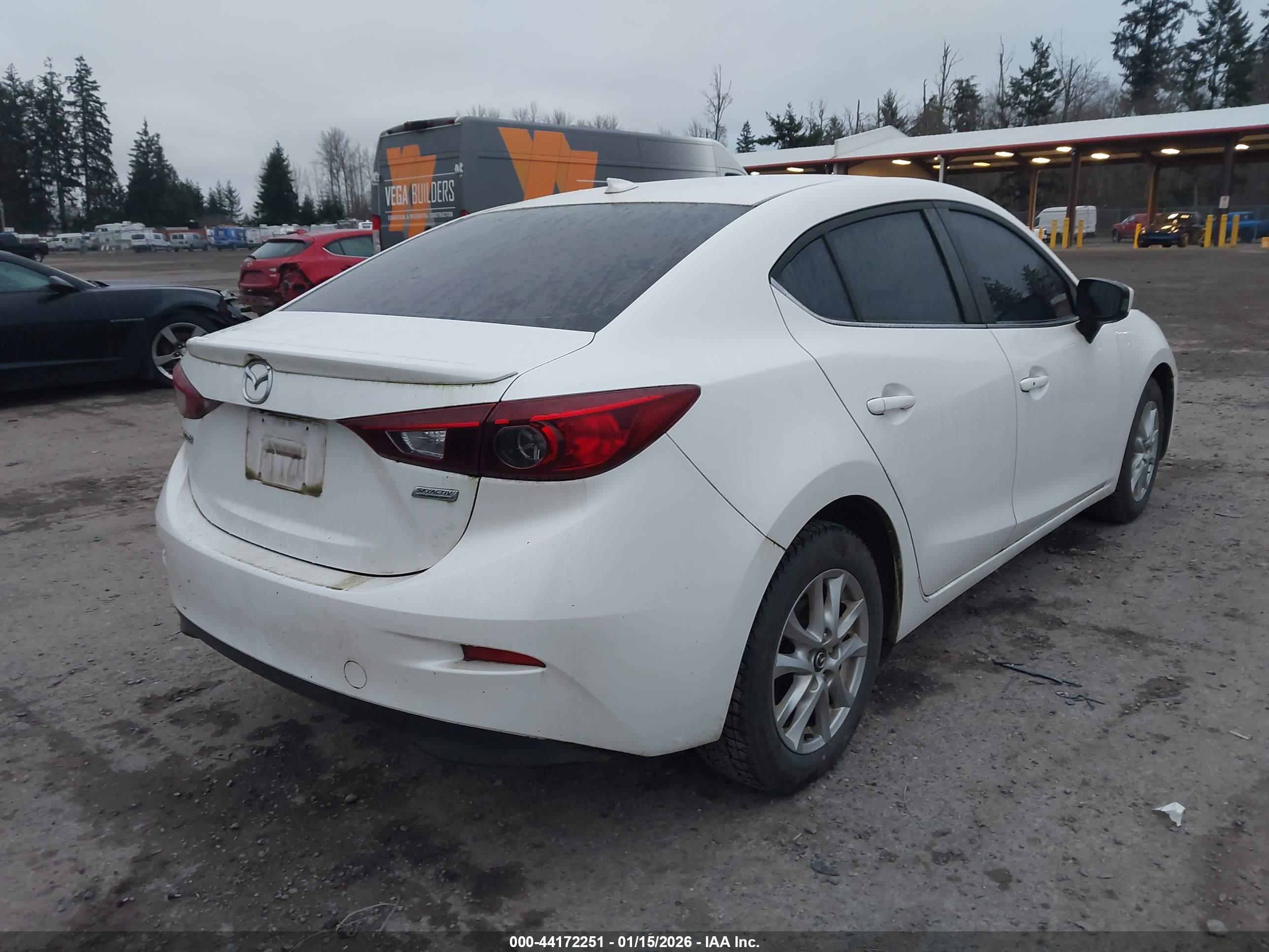 MAZDA MAZDA3 image 4