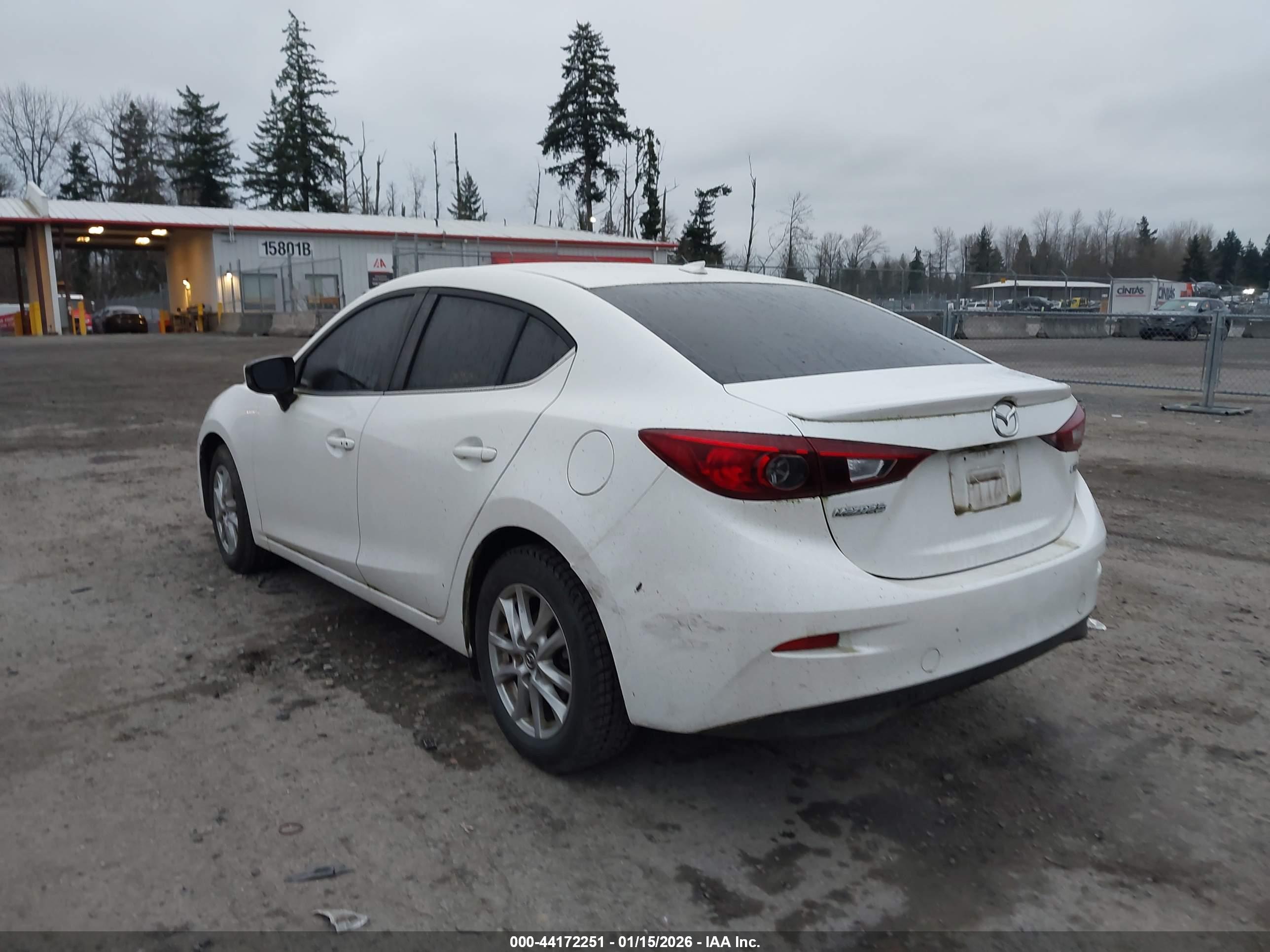 MAZDA MAZDA3 image 6