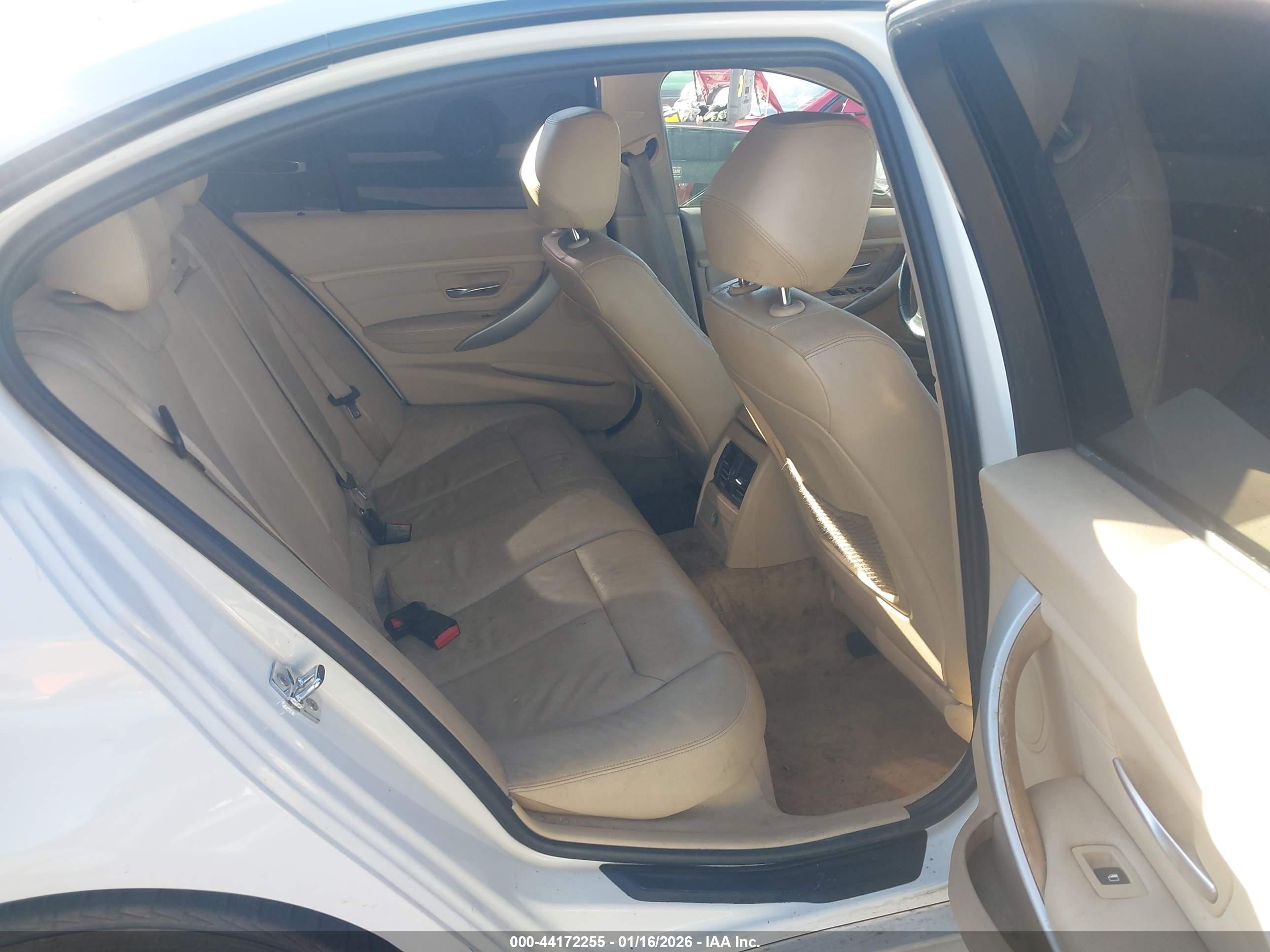 BMW 328I image 8