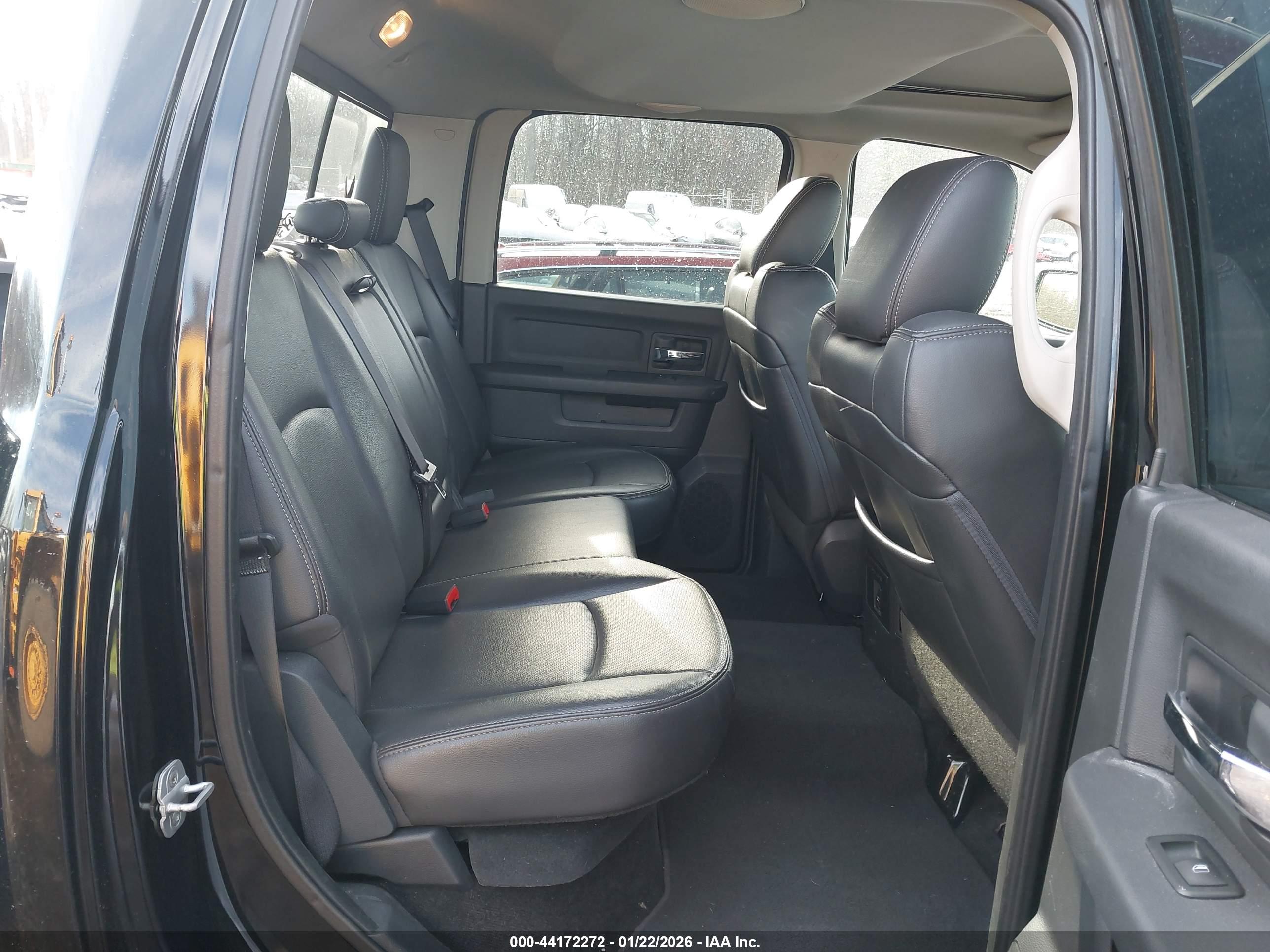 RAM 1500 image 8