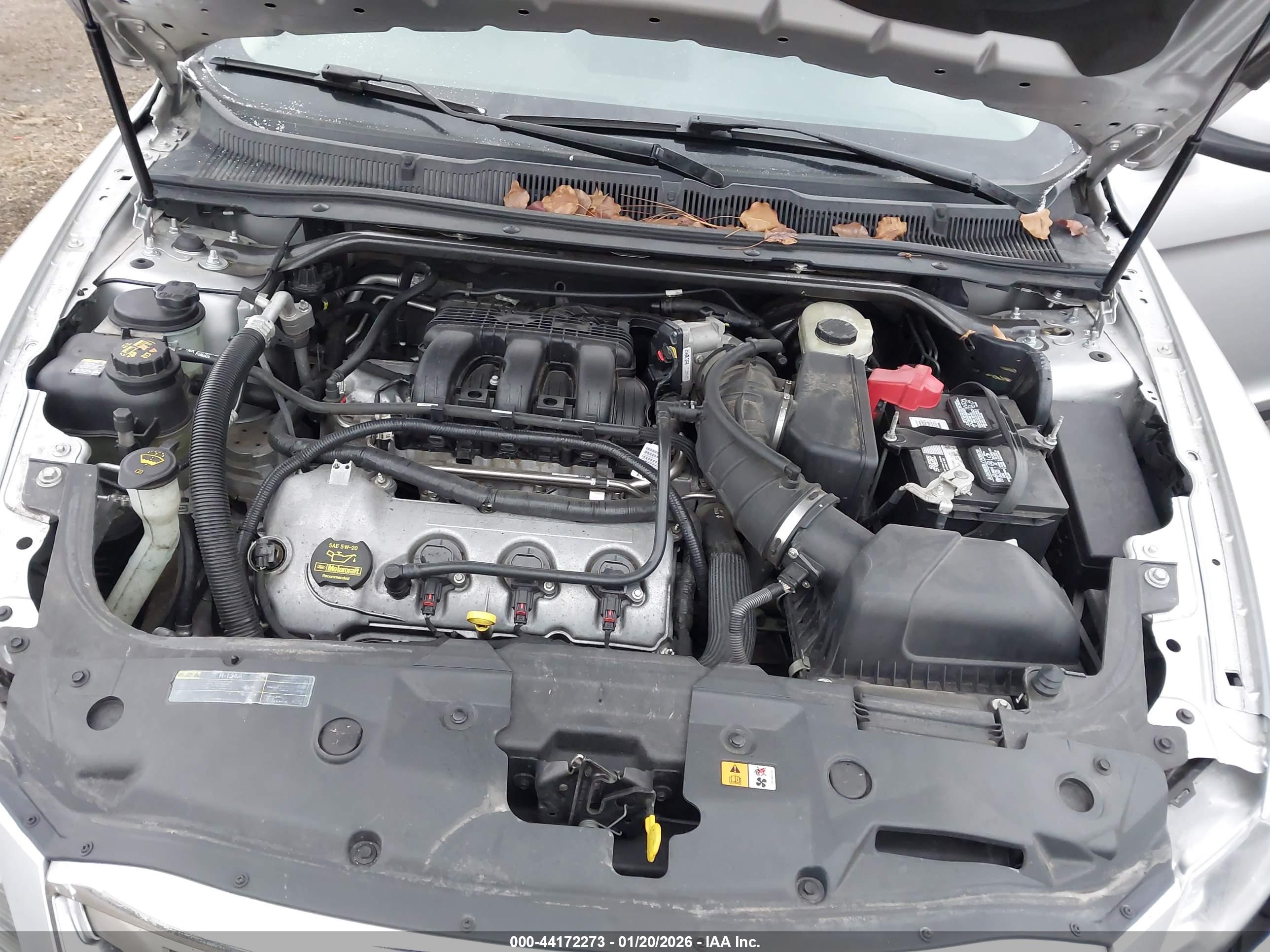FORD TAURUS image 10
