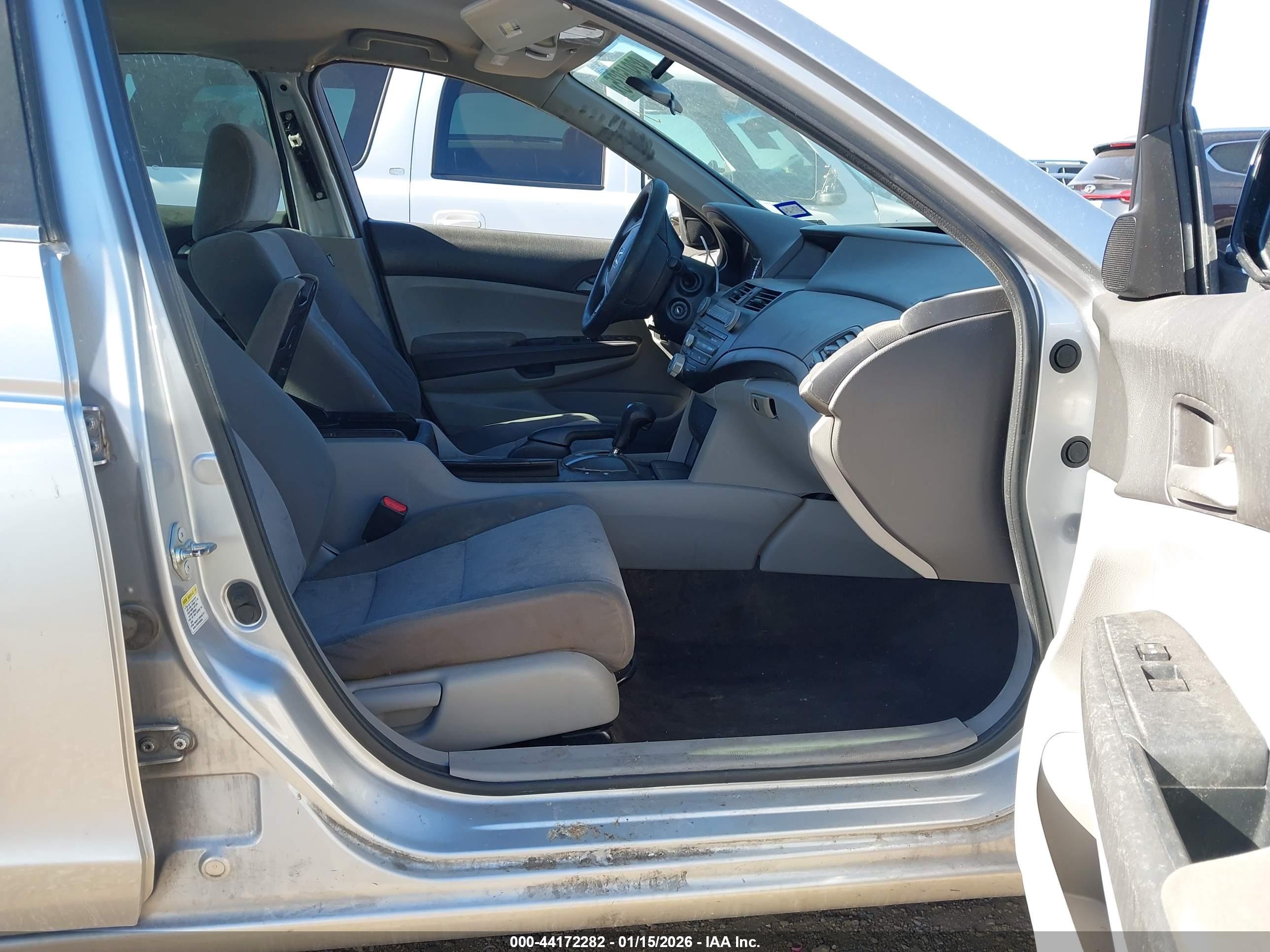 HONDA ACCORD image 5