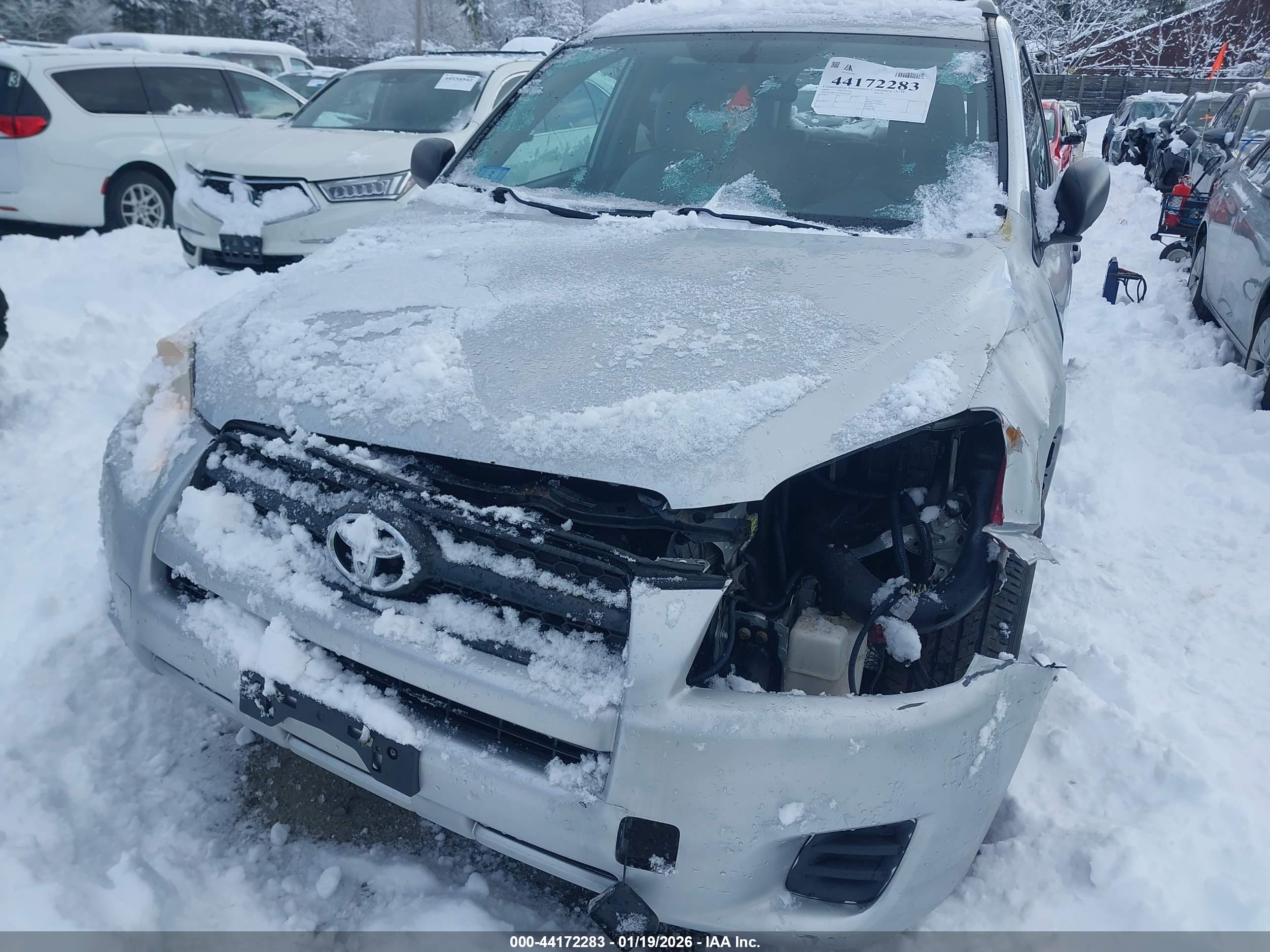 TOYOTA RAV4 image 6