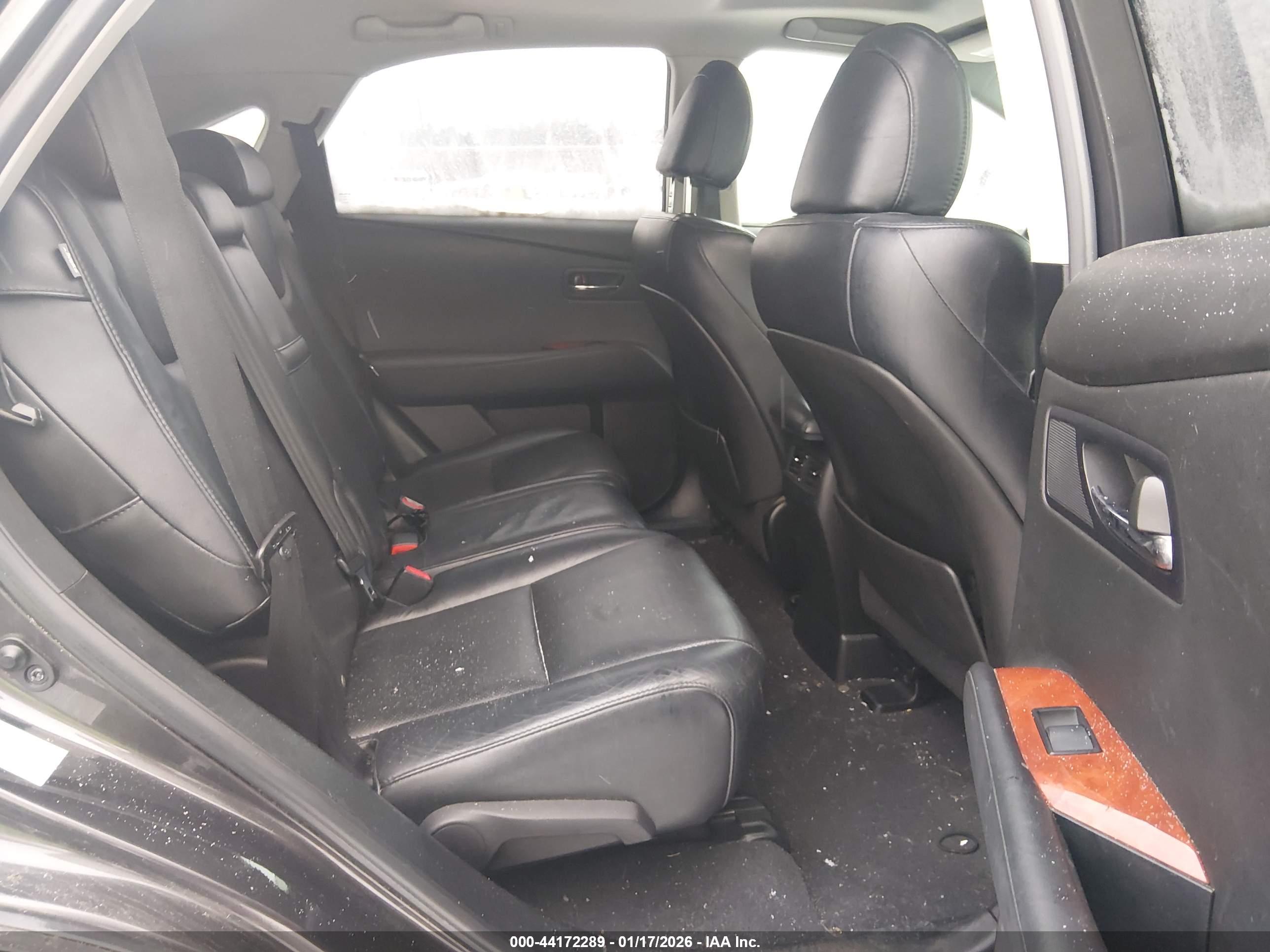 LEXUS RX image 8