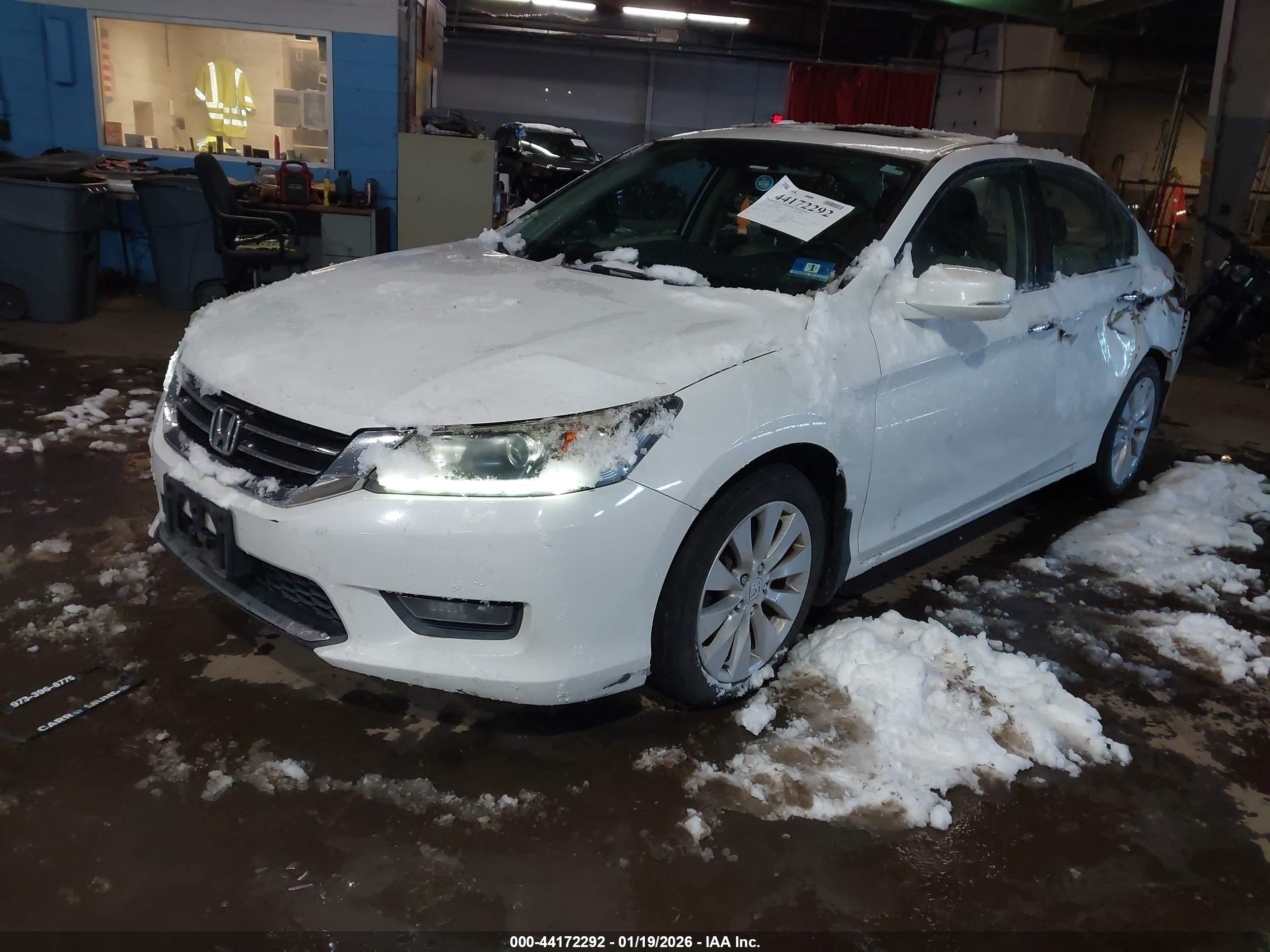 HONDA ACCORD image 2