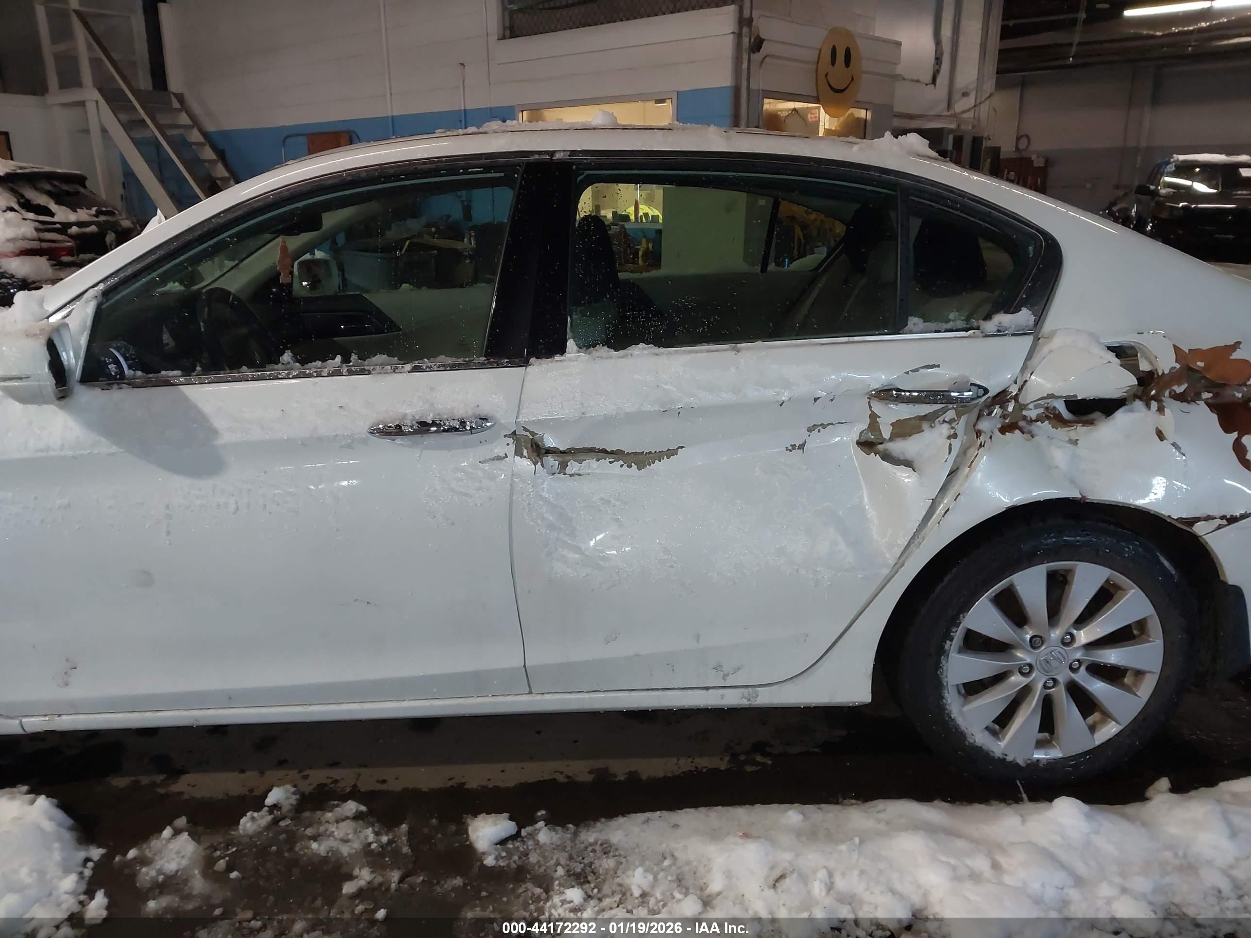 HONDA ACCORD image 6