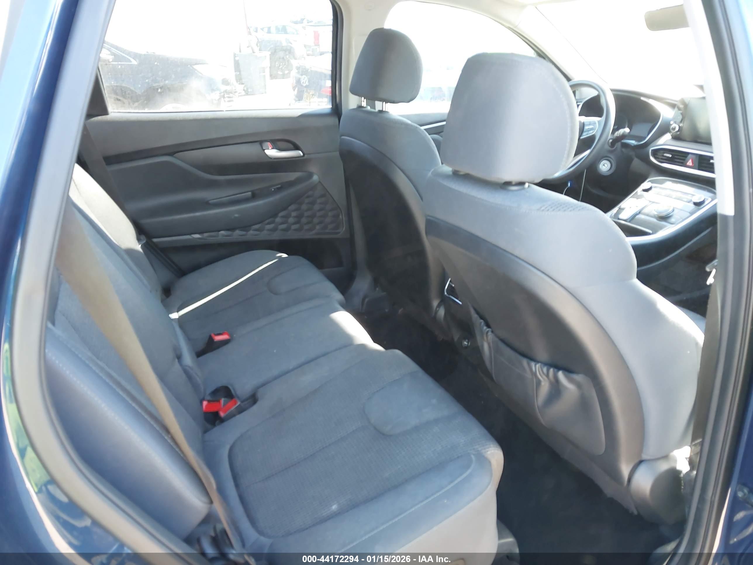 HYUNDAI SANTA image 8