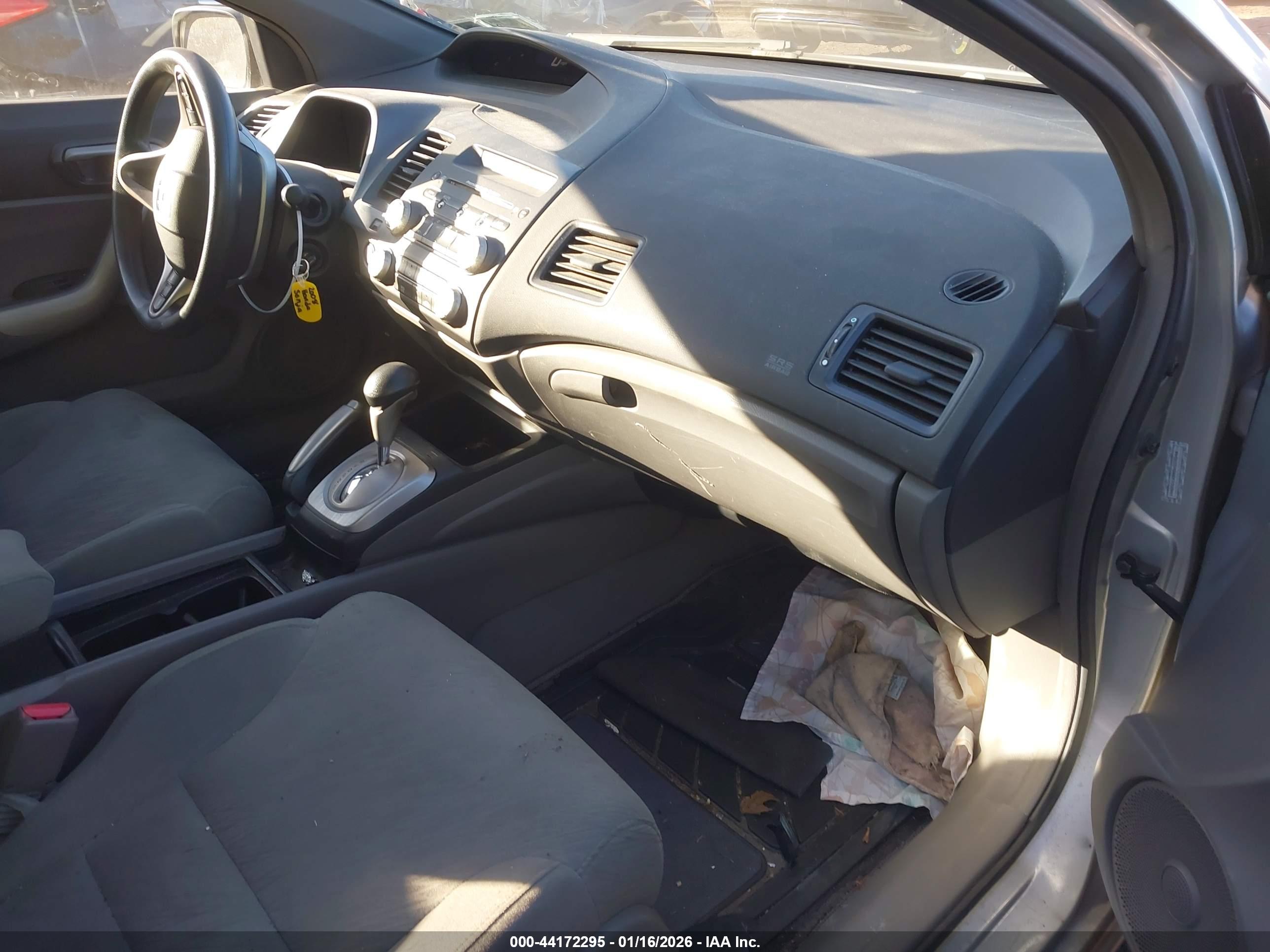 HONDA CIVIC image 5