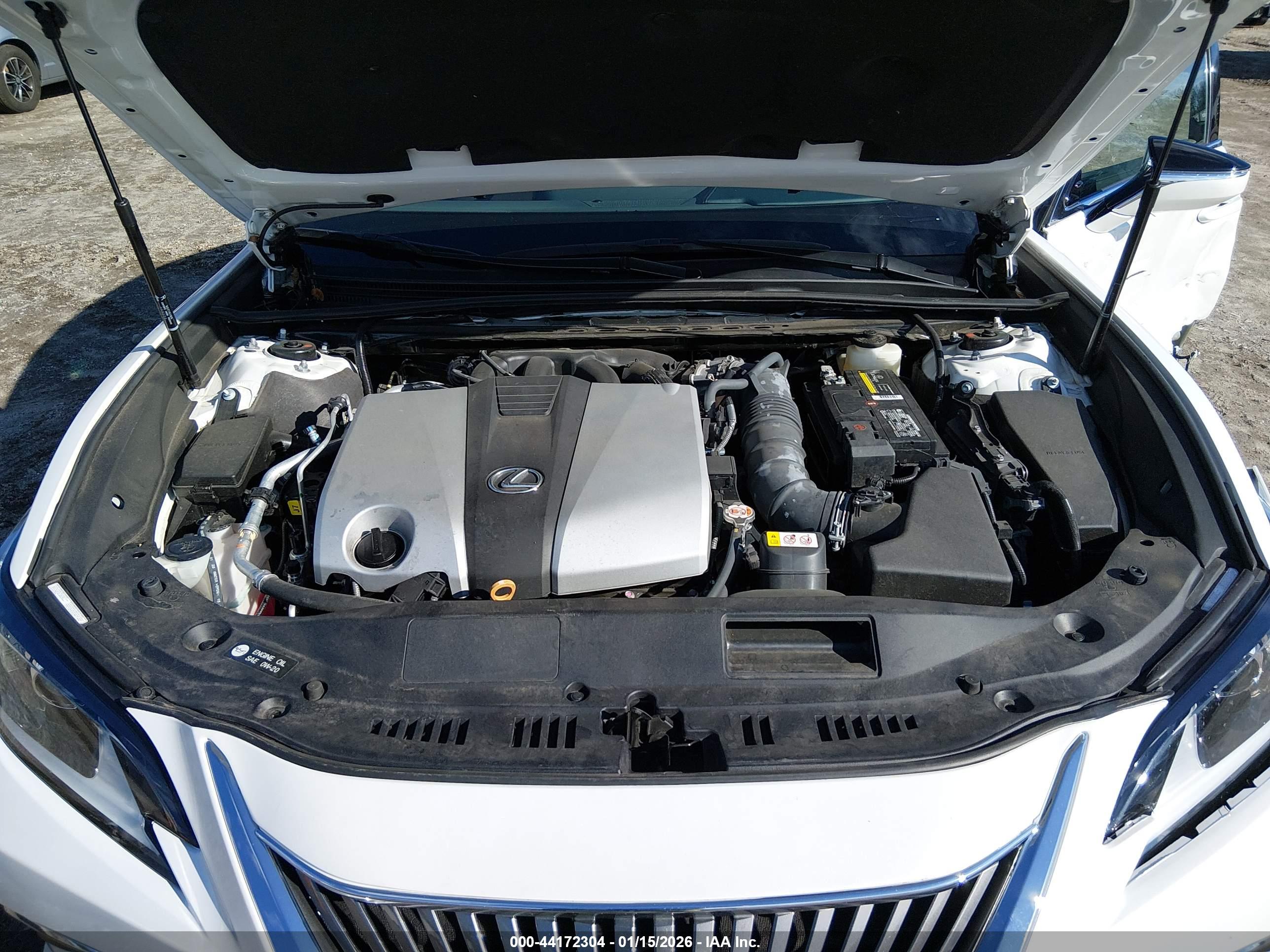 LEXUS ES image 10