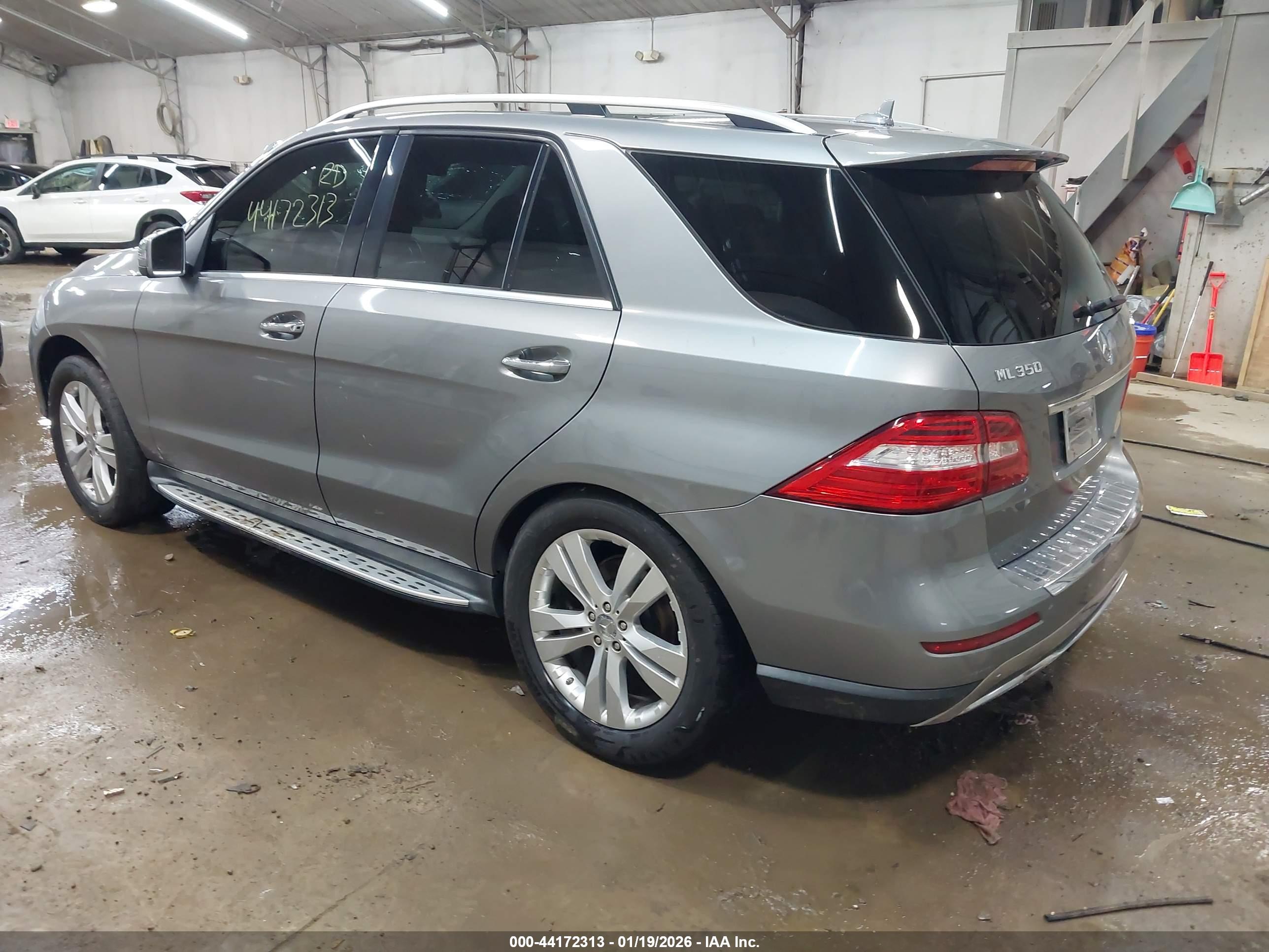 MERCEDES-BENZ ML image 3