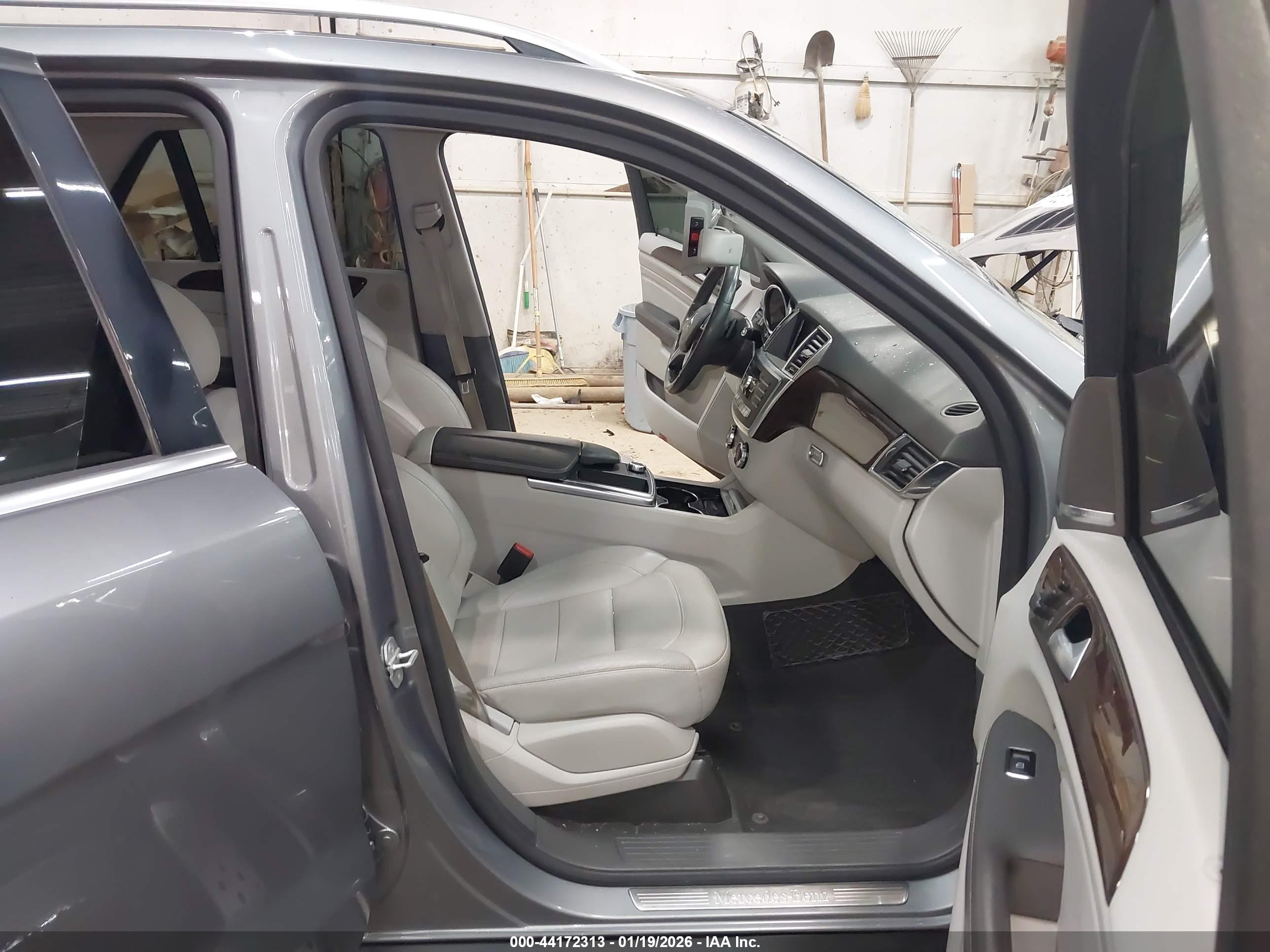 MERCEDES-BENZ ML image 5