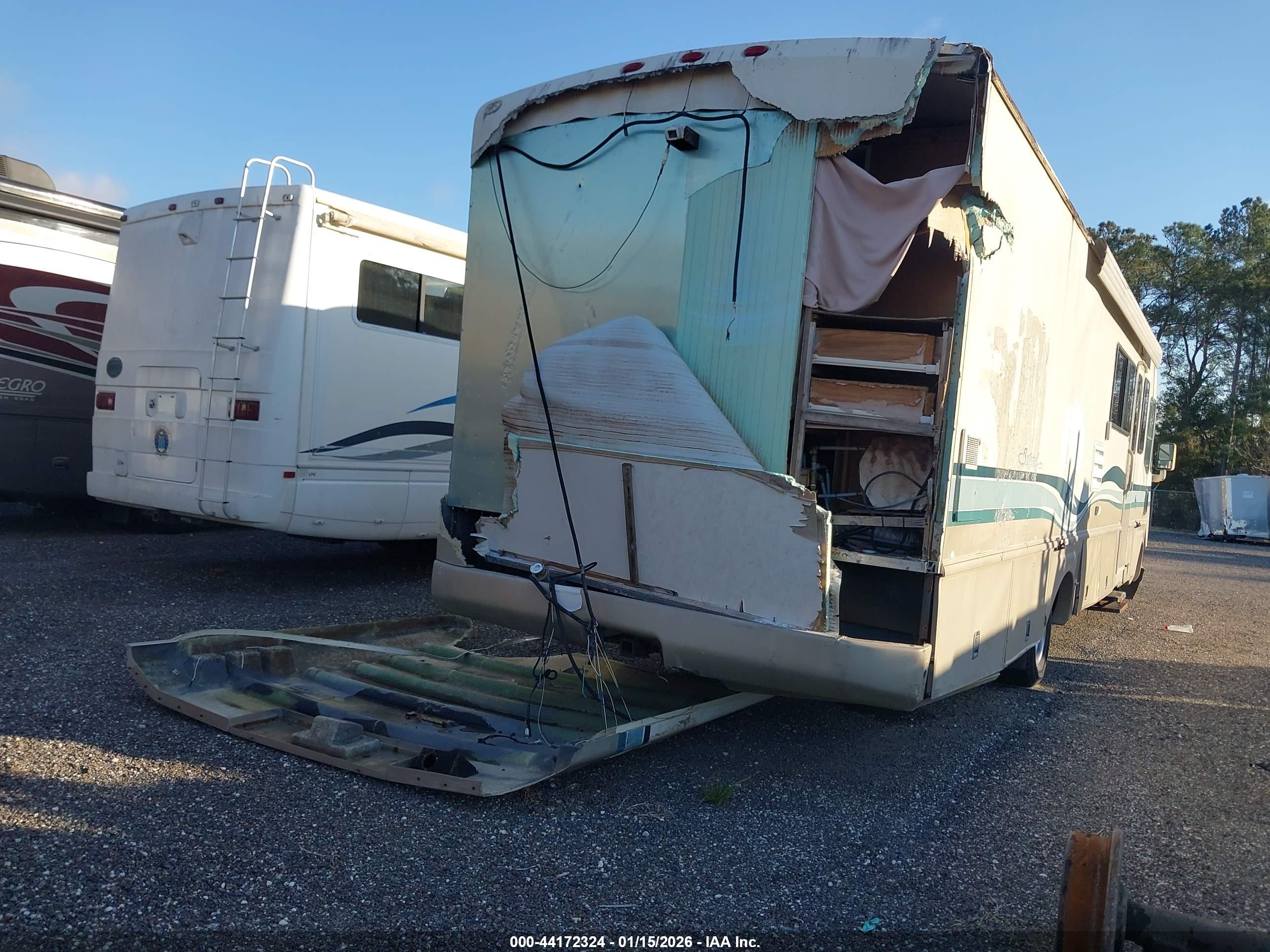 FORD F530 image 6