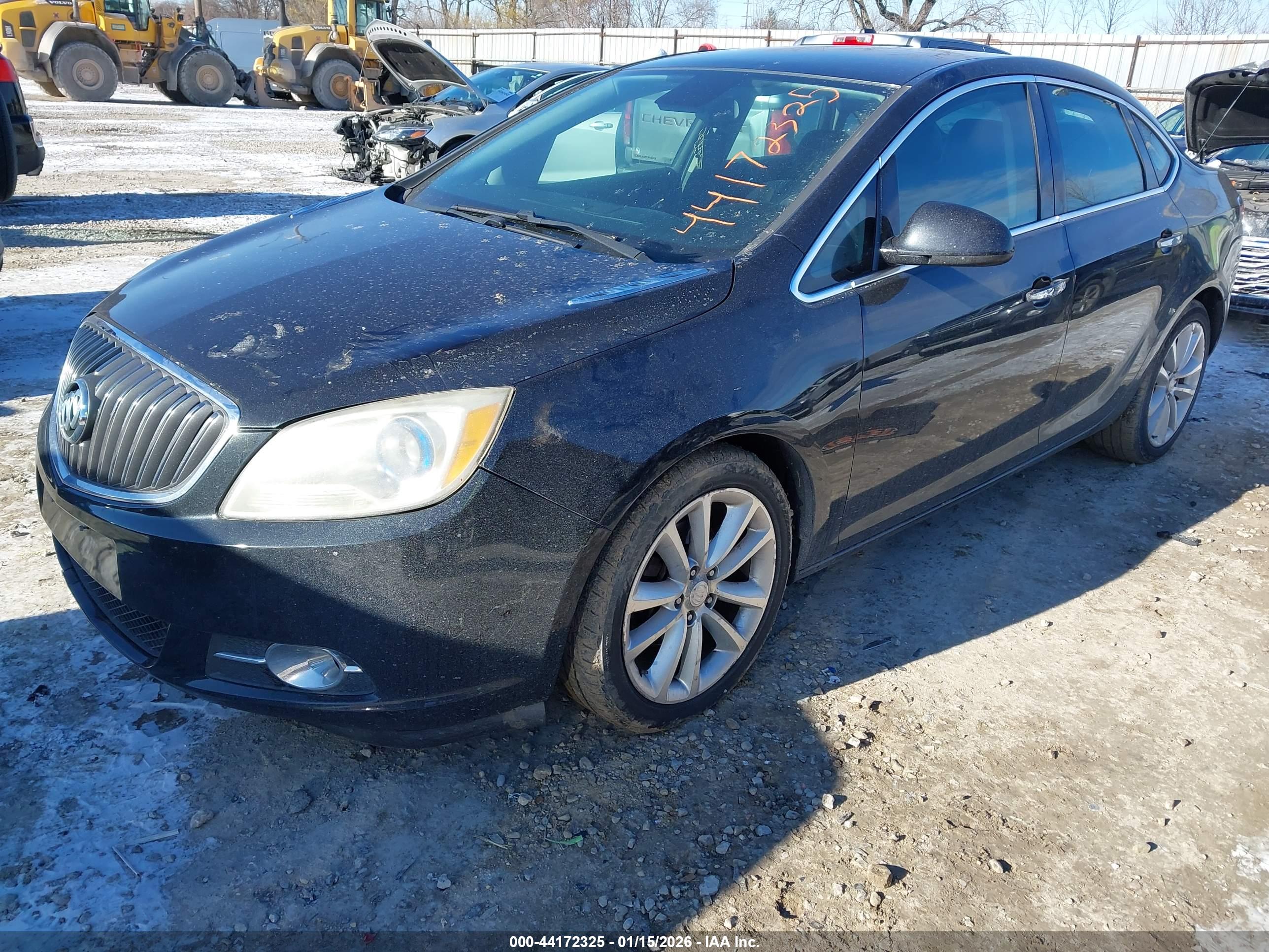 BUICK VERANO image 2