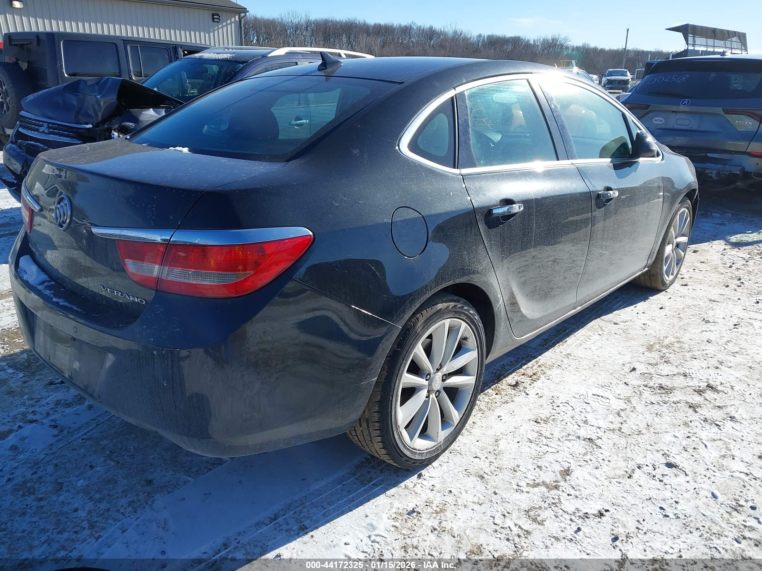 BUICK VERANO image 4