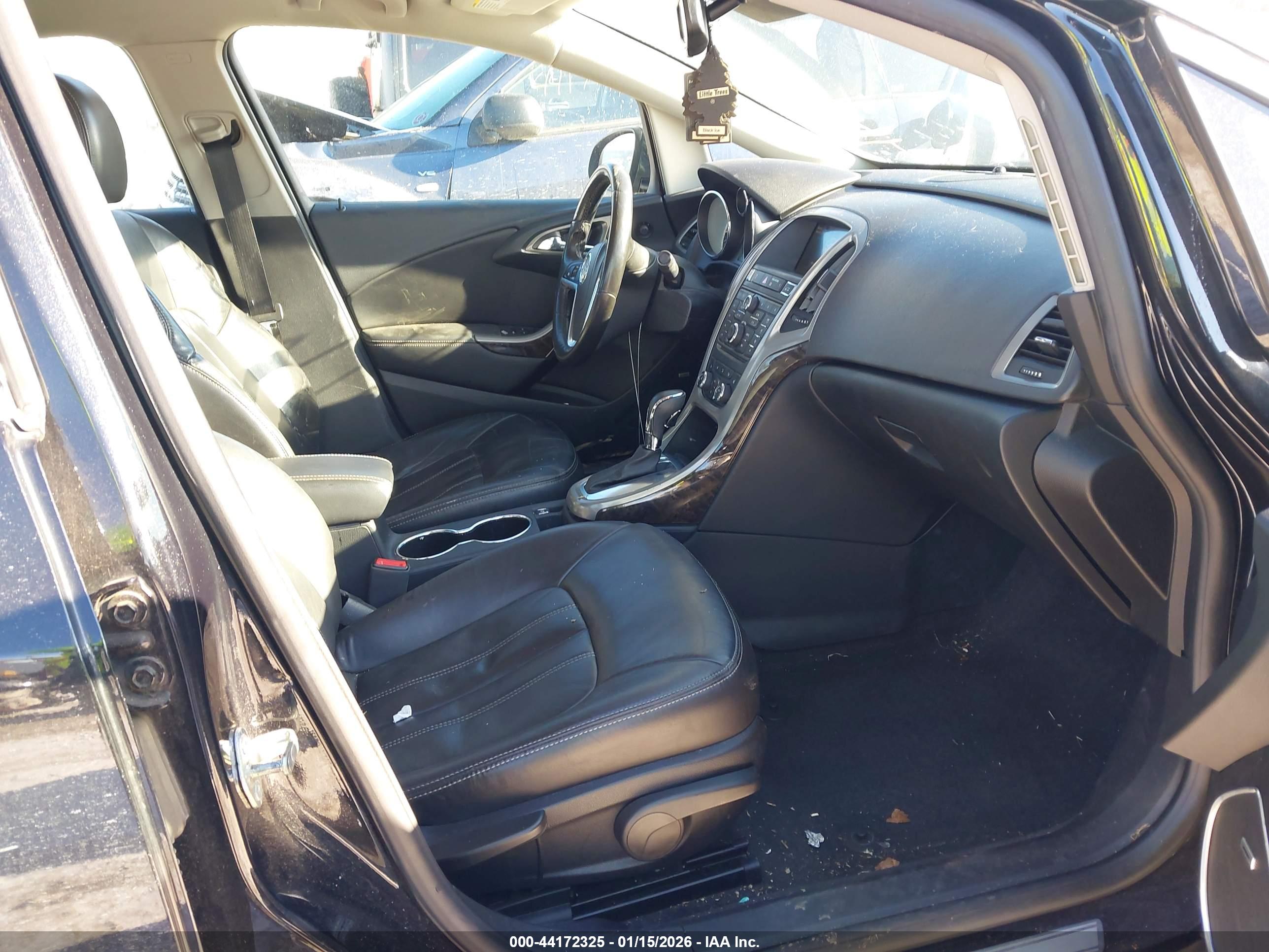 BUICK VERANO image 5
